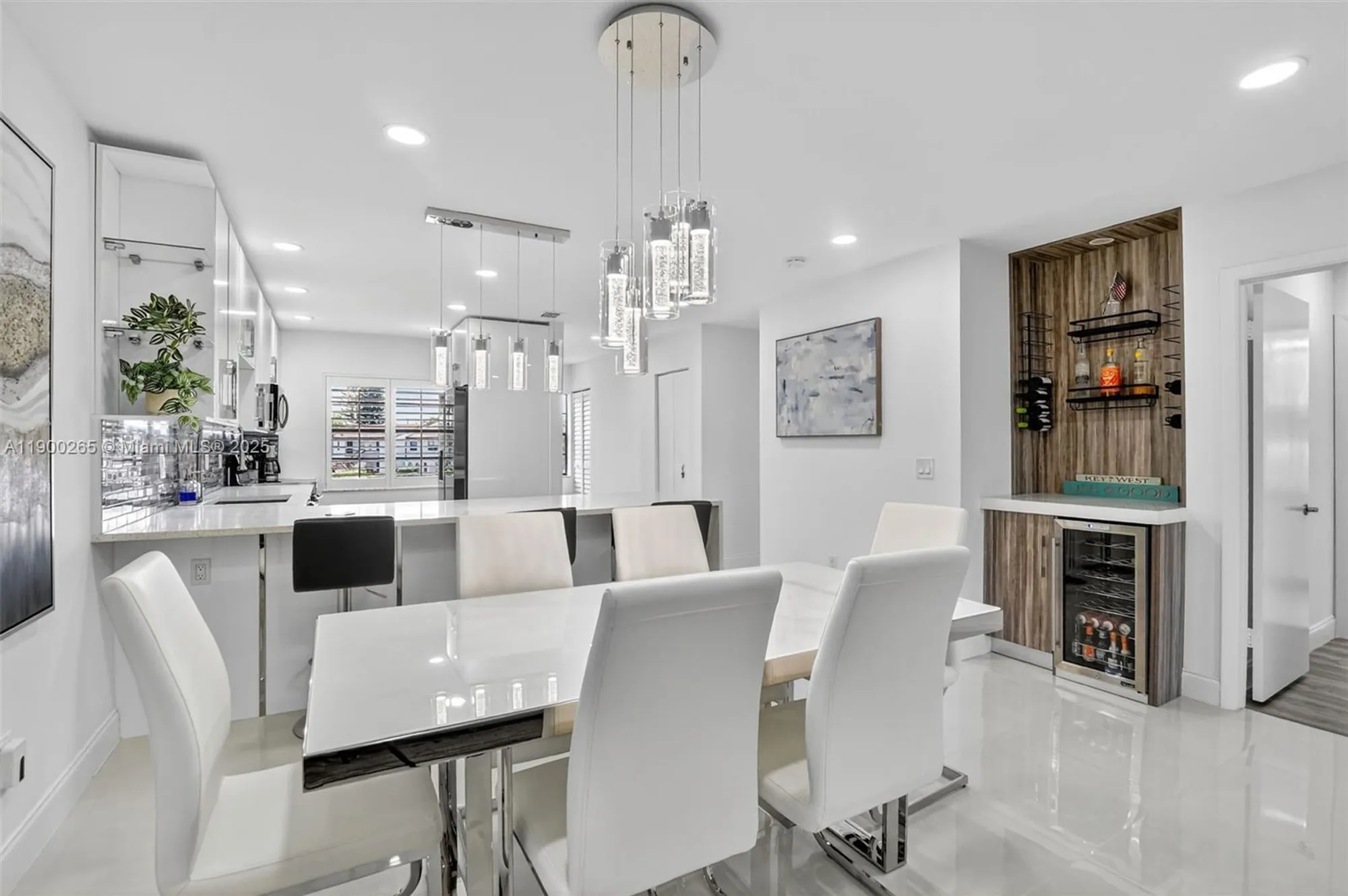Property Slideshow image 9 of 55 | 21860 arriba real apt 4d, Boca Raton, FL, 33433