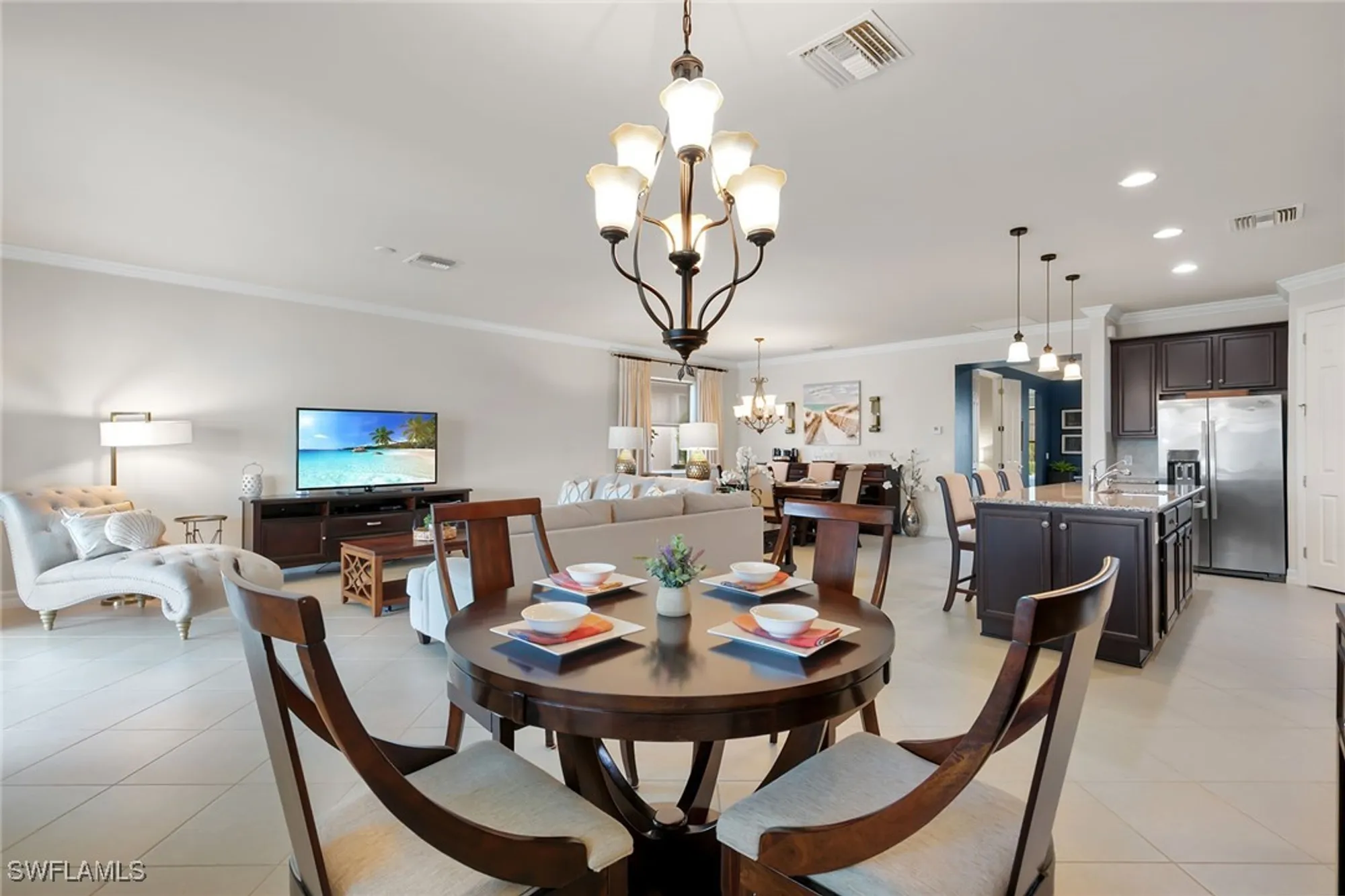 Property Slideshow image 7 of 50 | 8407 benelli ct, Naples, FL, 34114