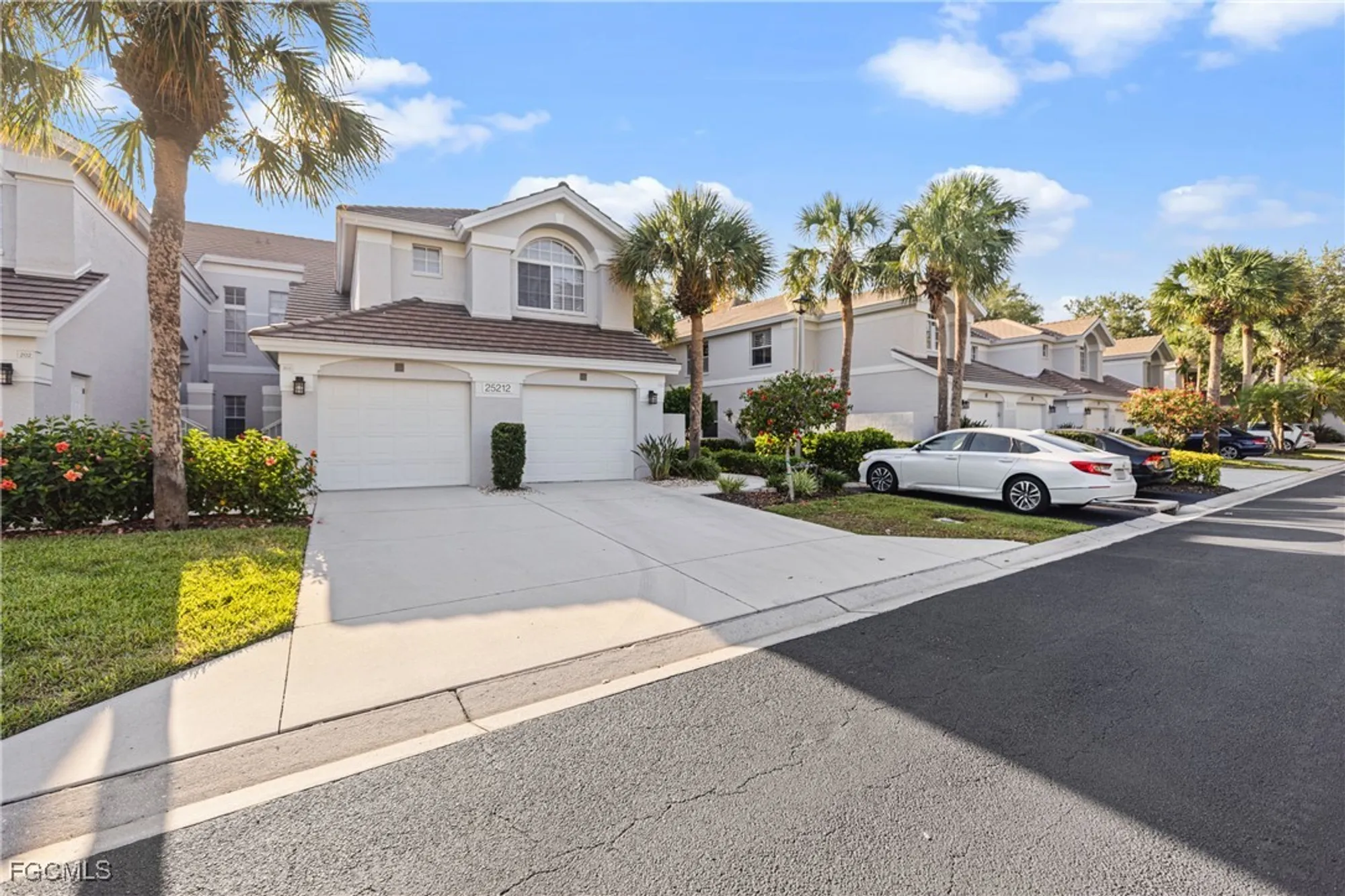 Property Slideshow image 2 of 23 | 25212 pelican creek cir 103, Bonita Springs, FL, 34134