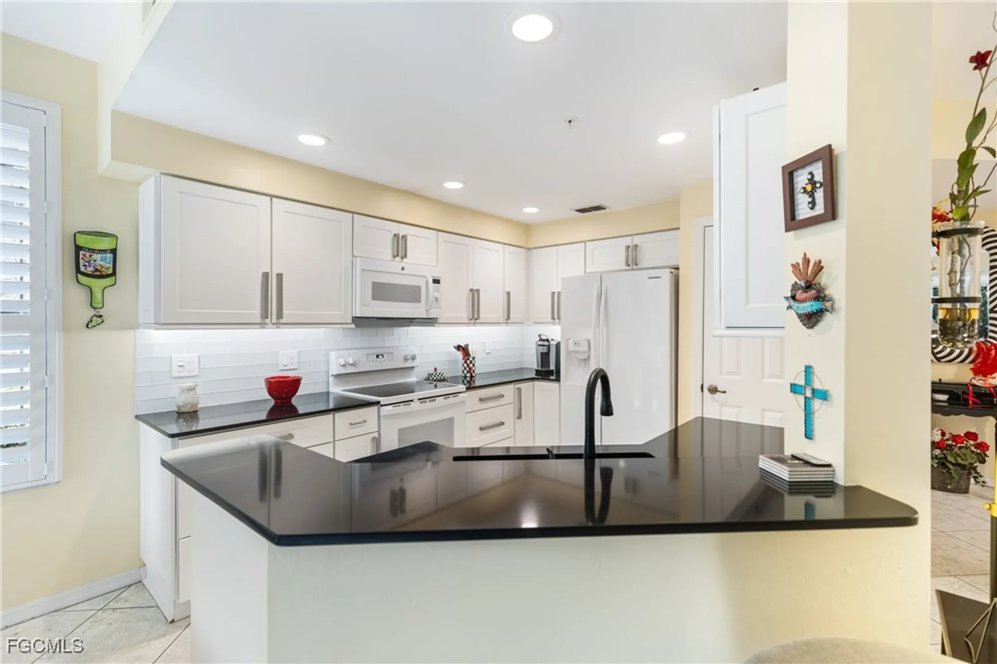 Property Slideshow image 8 of 23 | 25212 pelican creek cir 103, Bonita Springs, FL, 34134