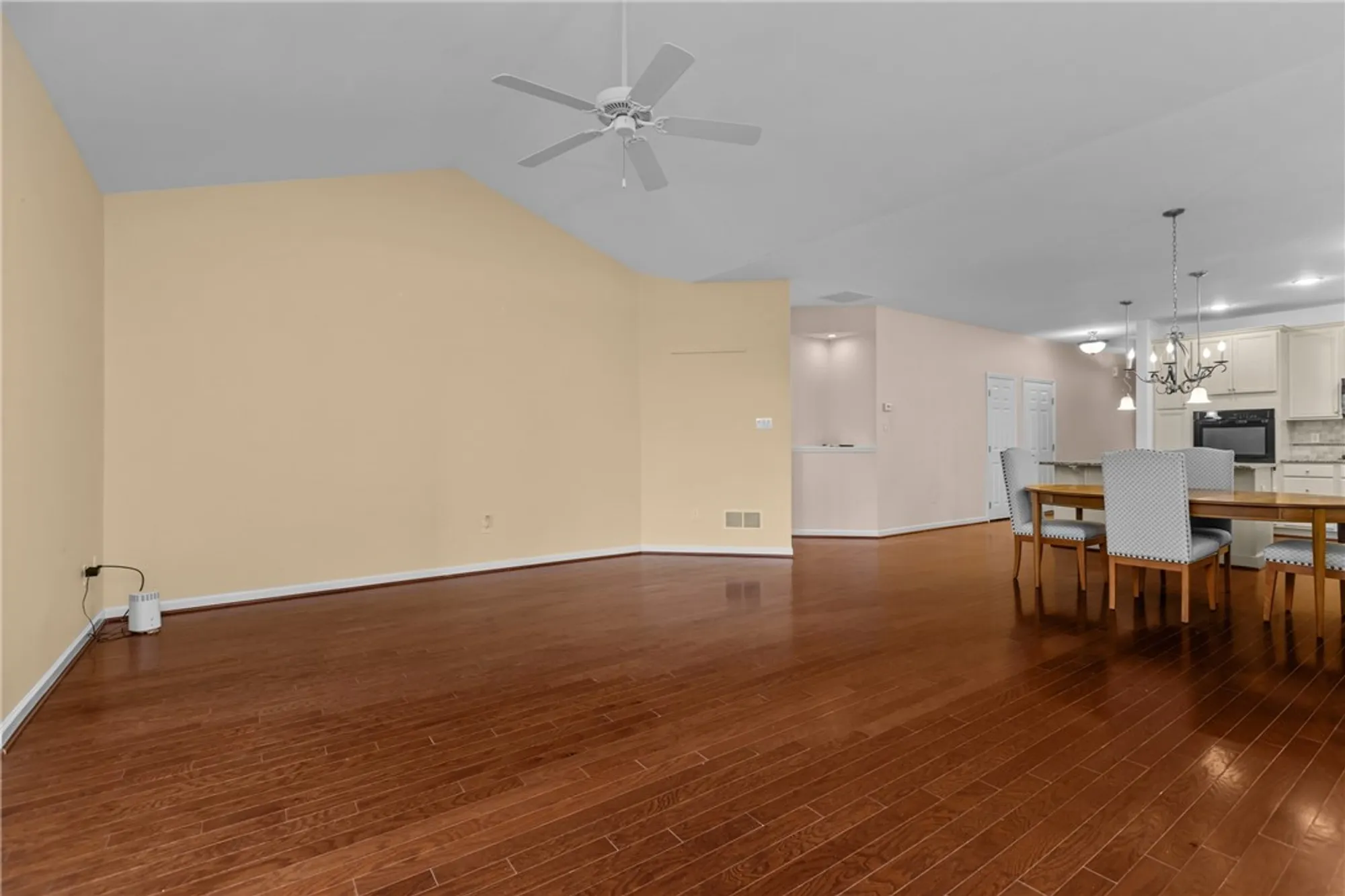 Property Slideshow image 17 of 36 | 110 old glory ln, Sewickley, PA, 15143