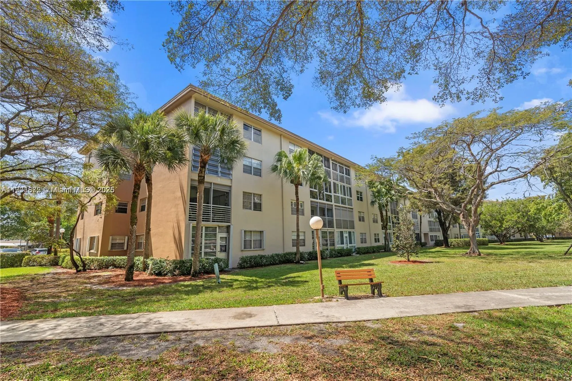 Property Slideshow image 30 of 38 | 1603 abaco dr k4, Coconut Creek, FL, 33066
