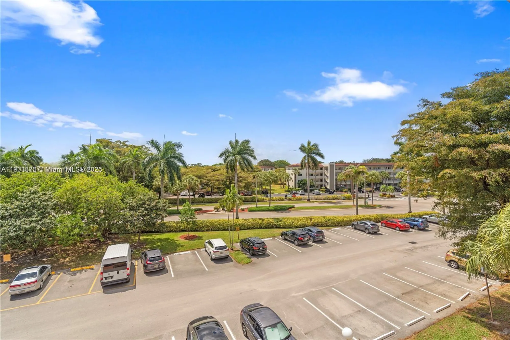 Property Slideshow image 4 of 38 | 1603 abaco dr k4, Coconut Creek, FL, 33066
