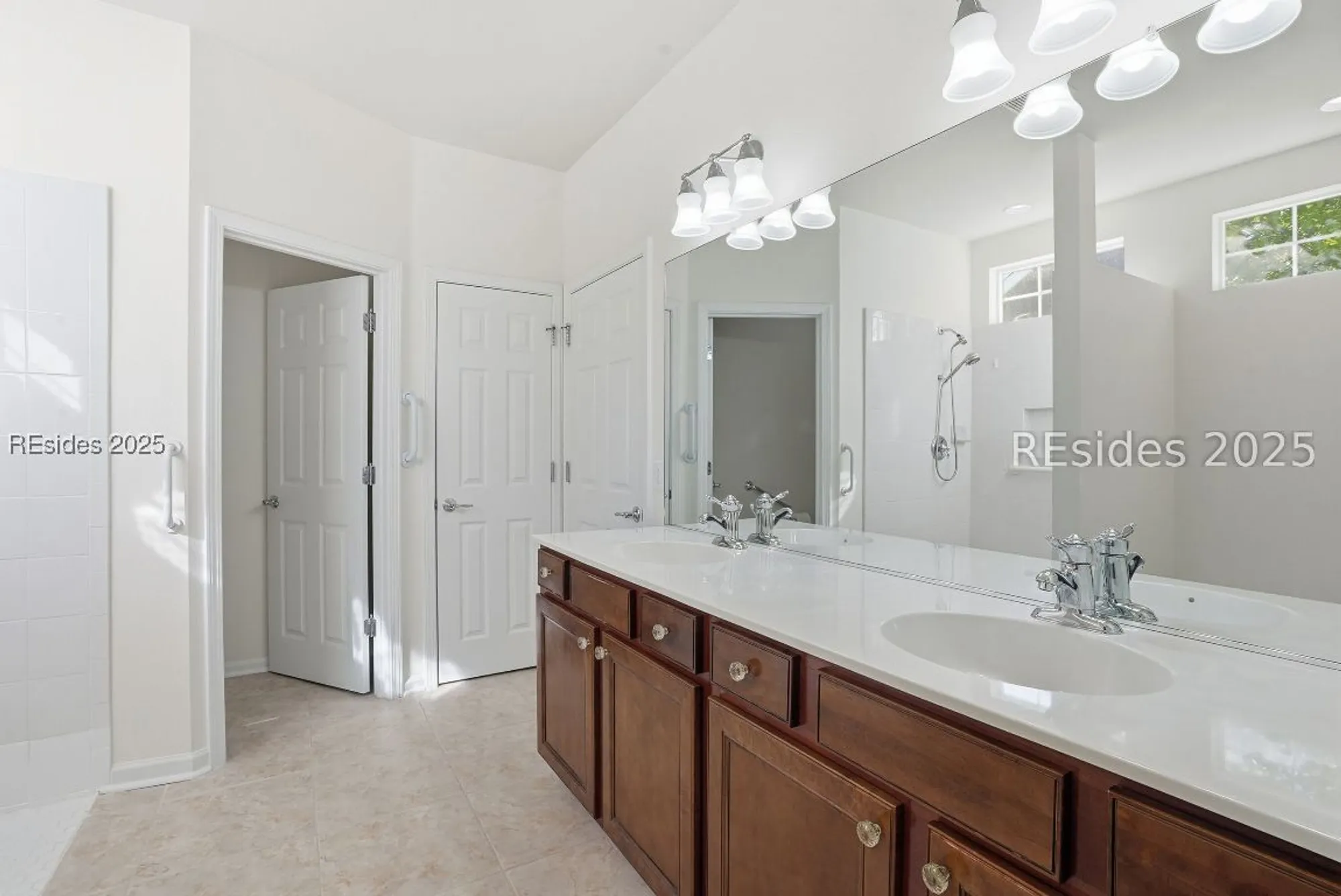 Property Slideshow image 19 of 44 | 11 seaford pl, Bluffton, SC, 29909