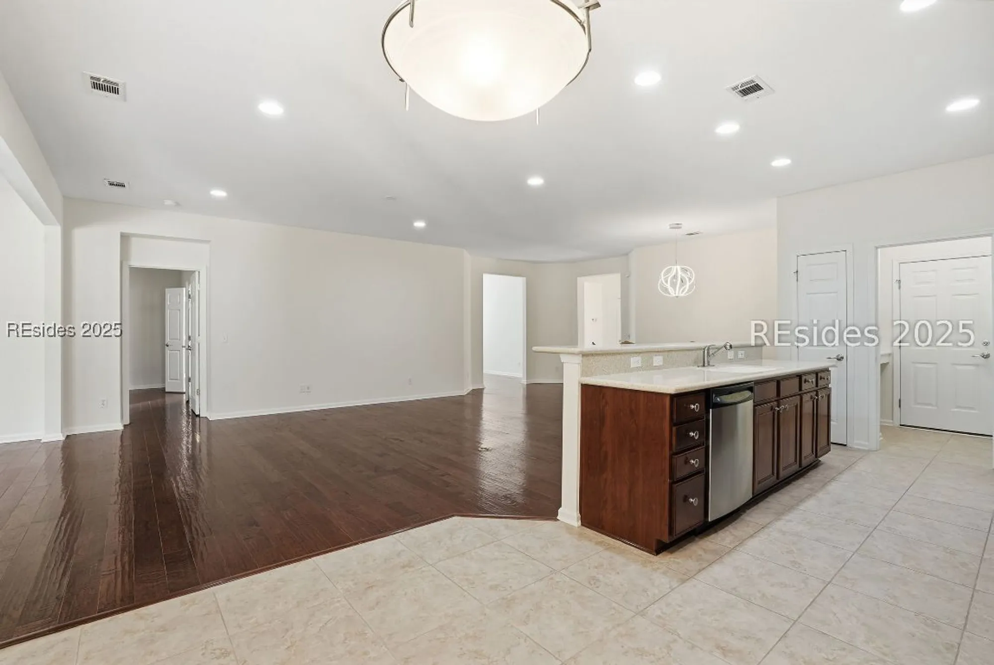 Property Slideshow image 13 of 44 | 11 seaford pl, Bluffton, SC, 29909