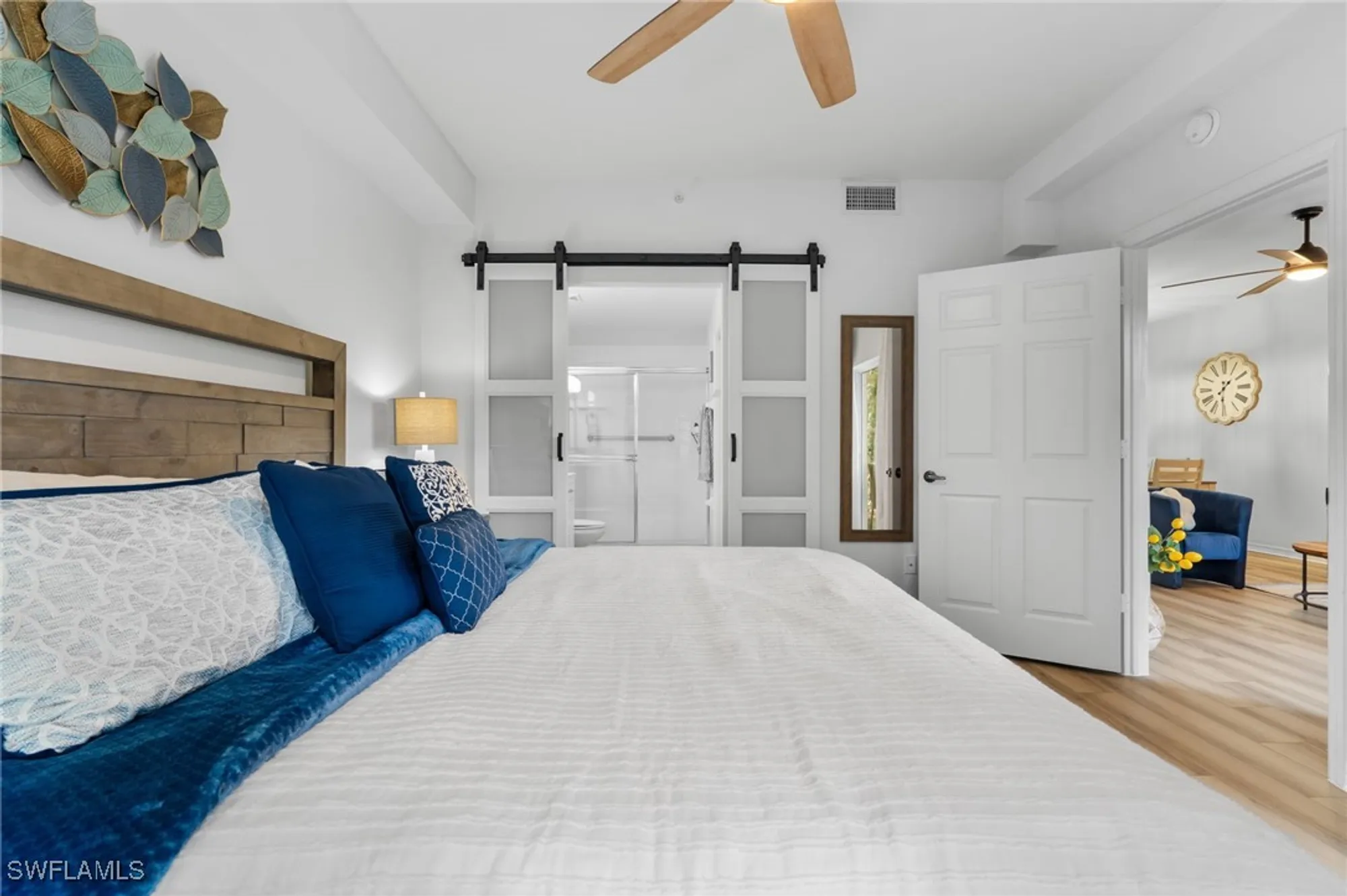 Property Slideshow image 8 of 19 | 9165 celeste dr # 3-102, Naples, FL, 34113