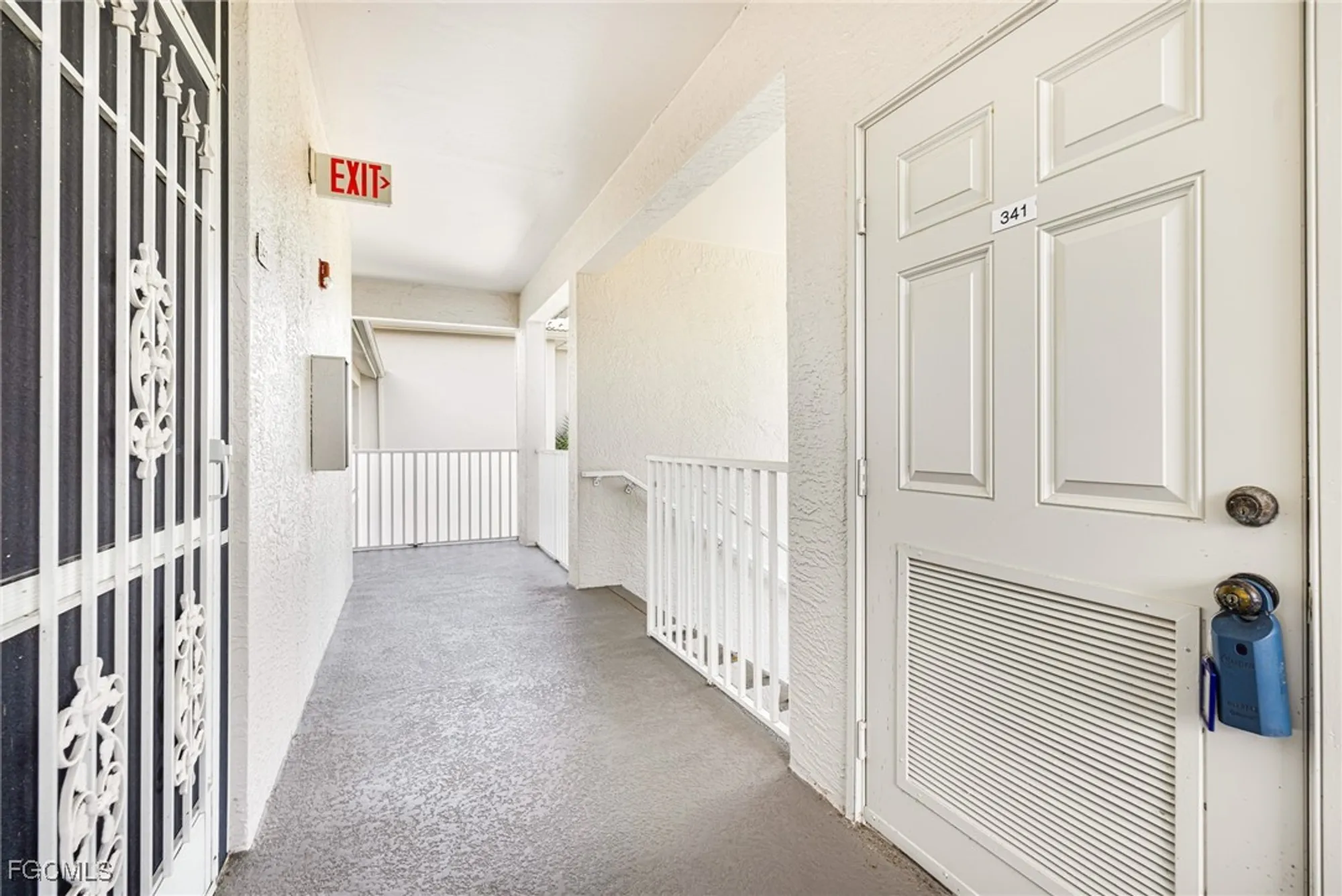 Property Slideshow image 36 of 50 | 8086 queen palm ln 341, Fort Myers, FL, 33966