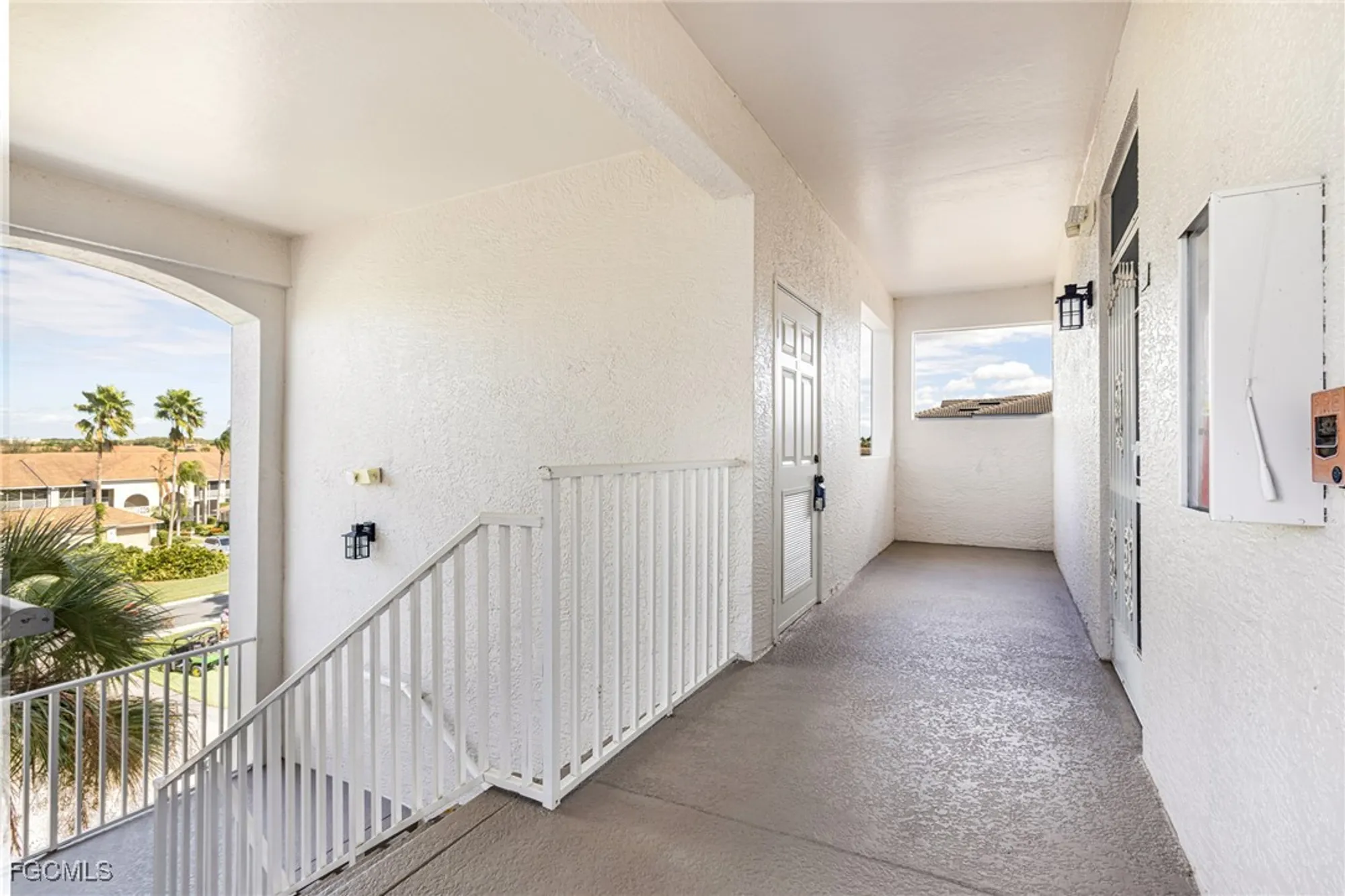 Property Slideshow image 37 of 50 | 8086 queen palm ln 341, Fort Myers, FL, 33966