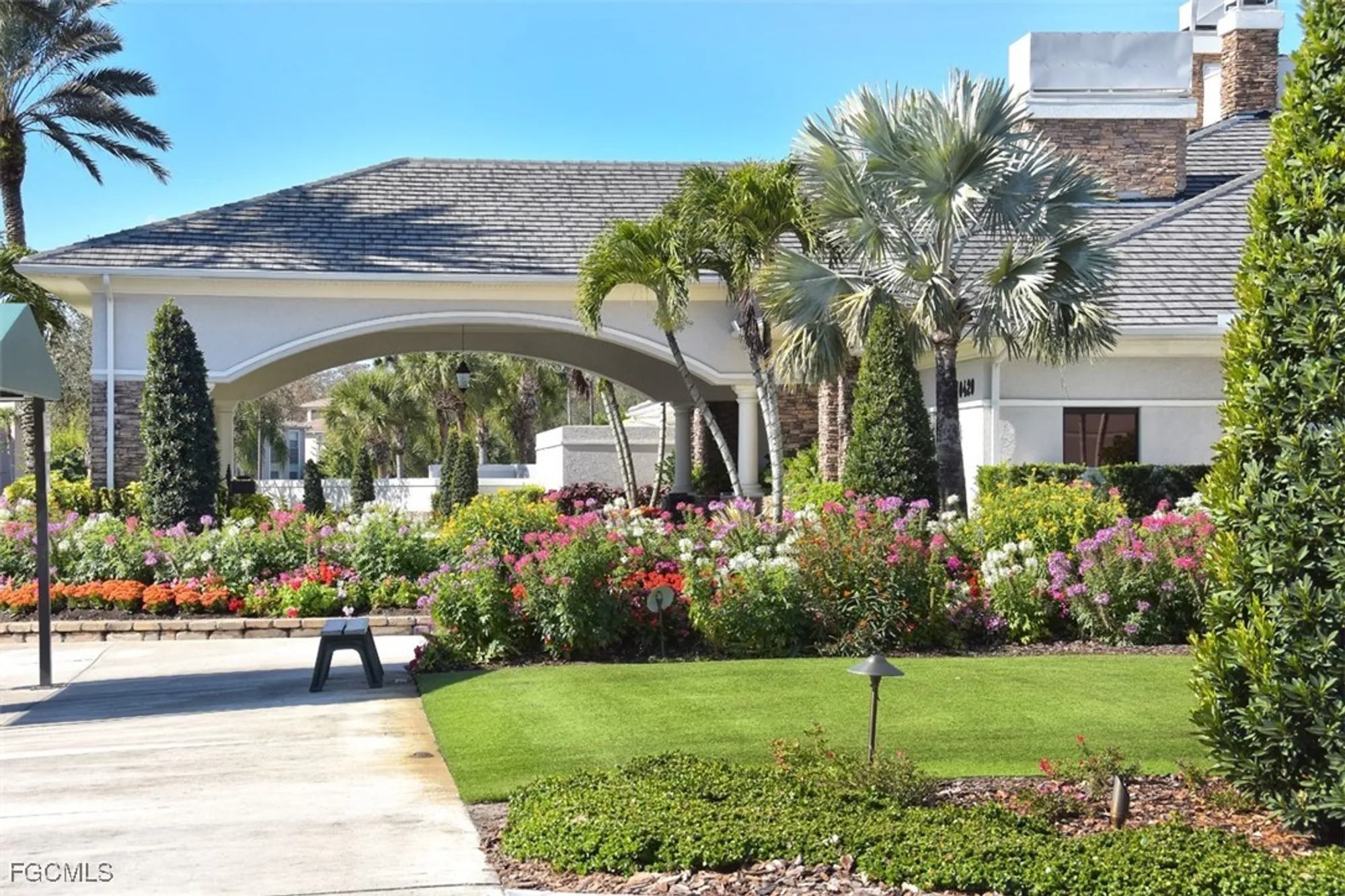 Property Slideshow image 46 of 50 | 8086 queen palm ln 341, Fort Myers, FL, 33966