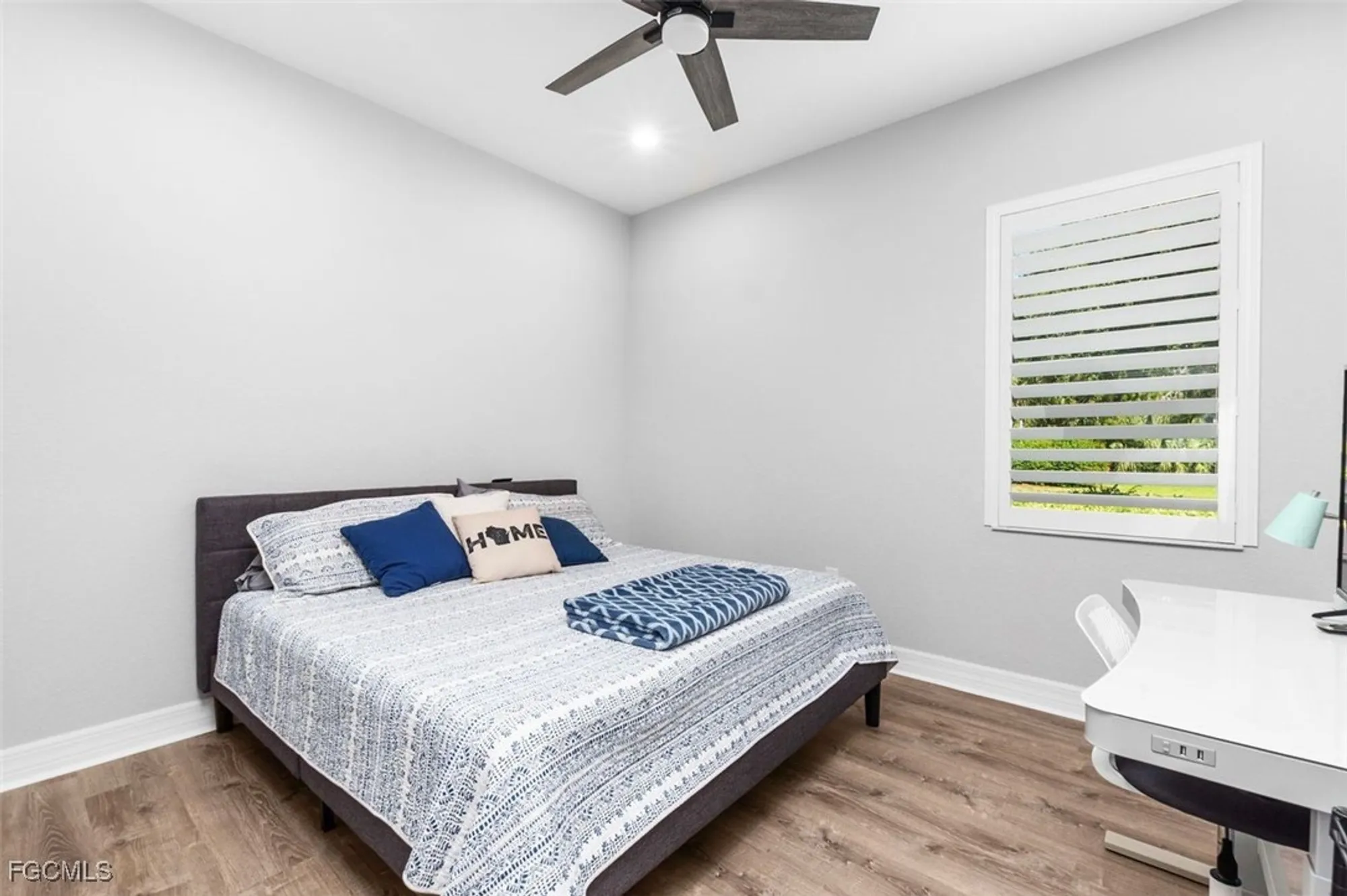 Property Slideshow image 22 of 49 | 2999 willow ridge ct, Fort Myers, FL, 33905
