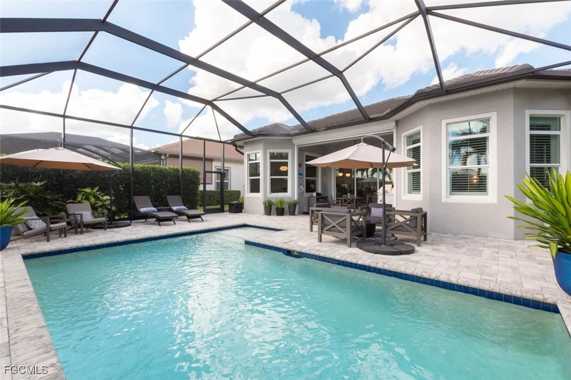 Property Slideshow image 33 of 49 | 2999 willow ridge ct, Fort Myers, FL, 33905