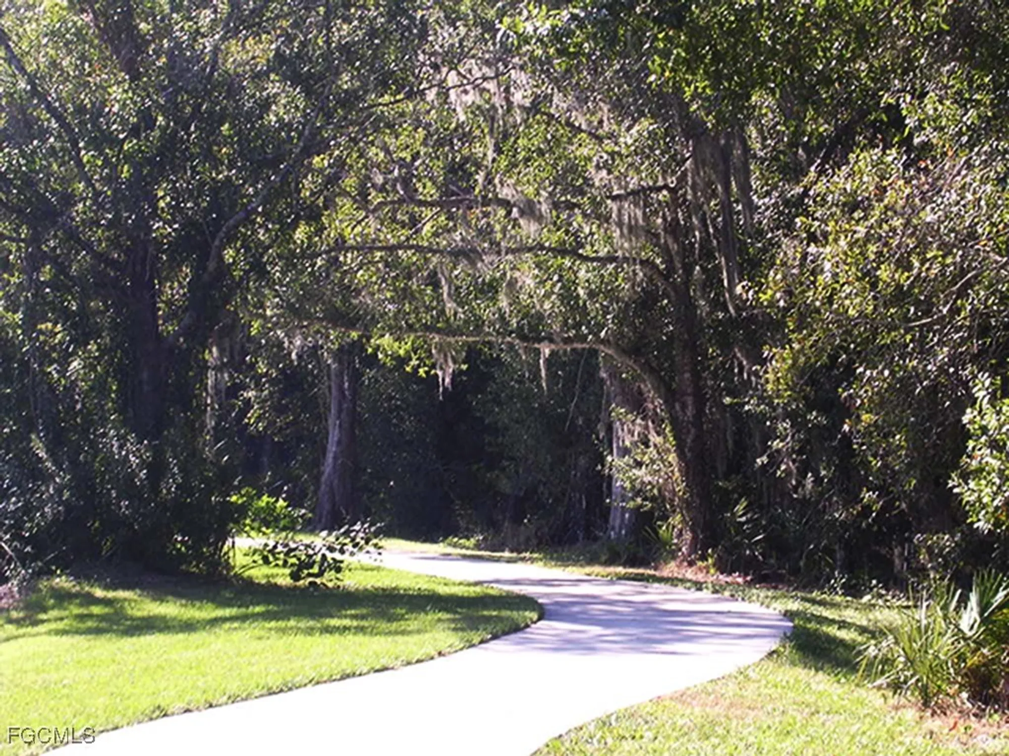 Property Slideshow image 40 of 49 | 2999 willow ridge ct, Fort Myers, FL, 33905
