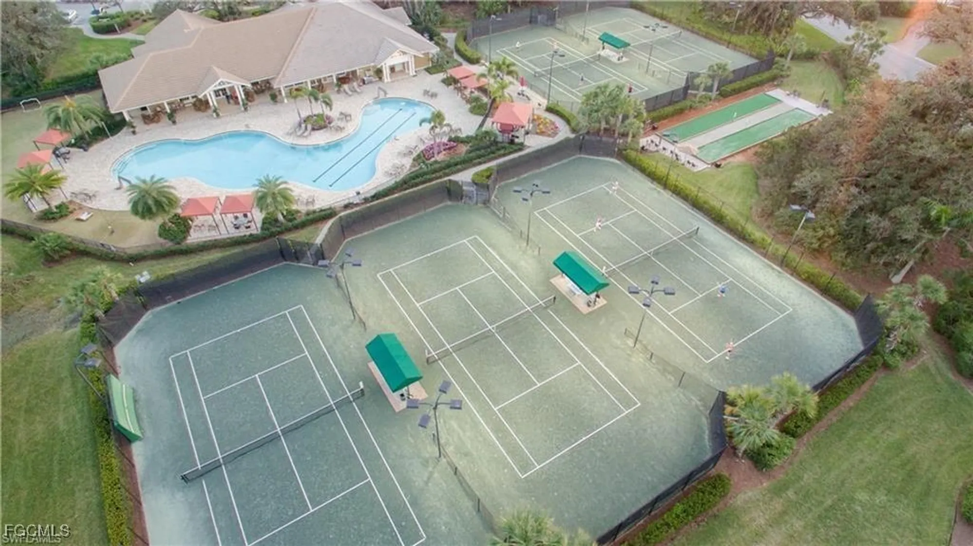 Property Slideshow image 43 of 49 | 2999 willow ridge ct, Fort Myers, FL, 33905