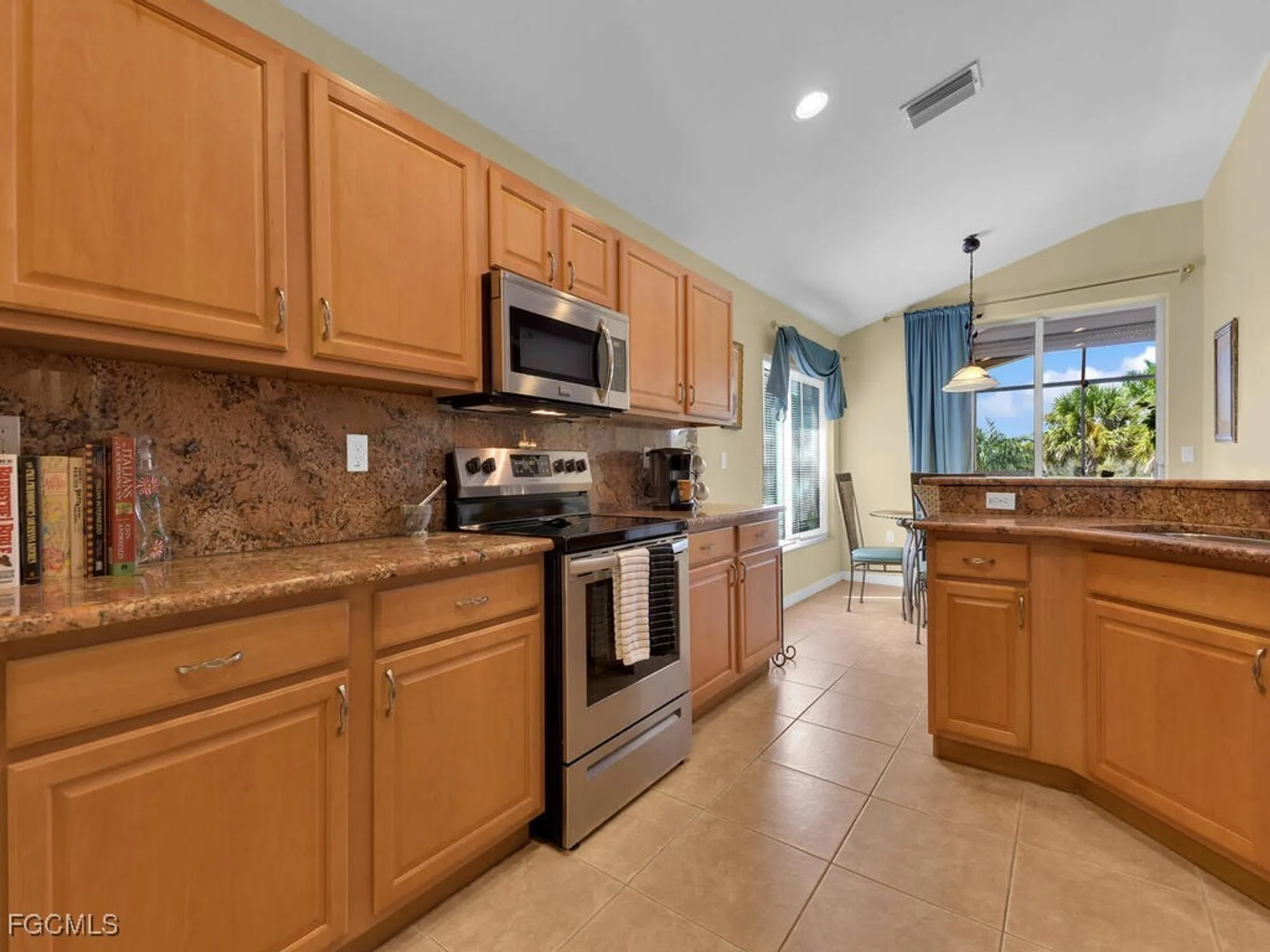 Property Slideshow image 9 of 50 | 9216 independence way, Fort Myers, FL, 33913