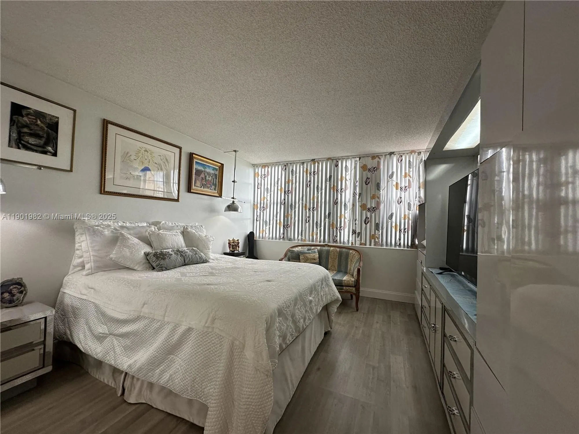 Property Slideshow image 18 of 19 | 1200 saint charles pl 618, Pembroke Pines, FL, 33026