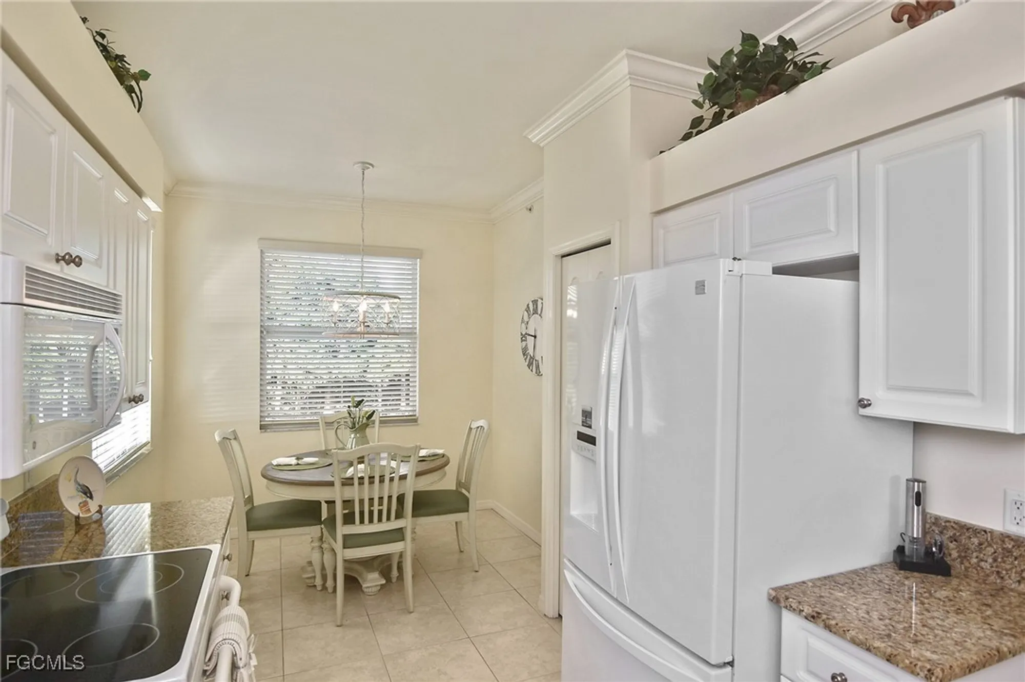 Property Slideshow image 11 of 49 | 10371 butterfly palm dr 828, Fort Myers, FL, 33966