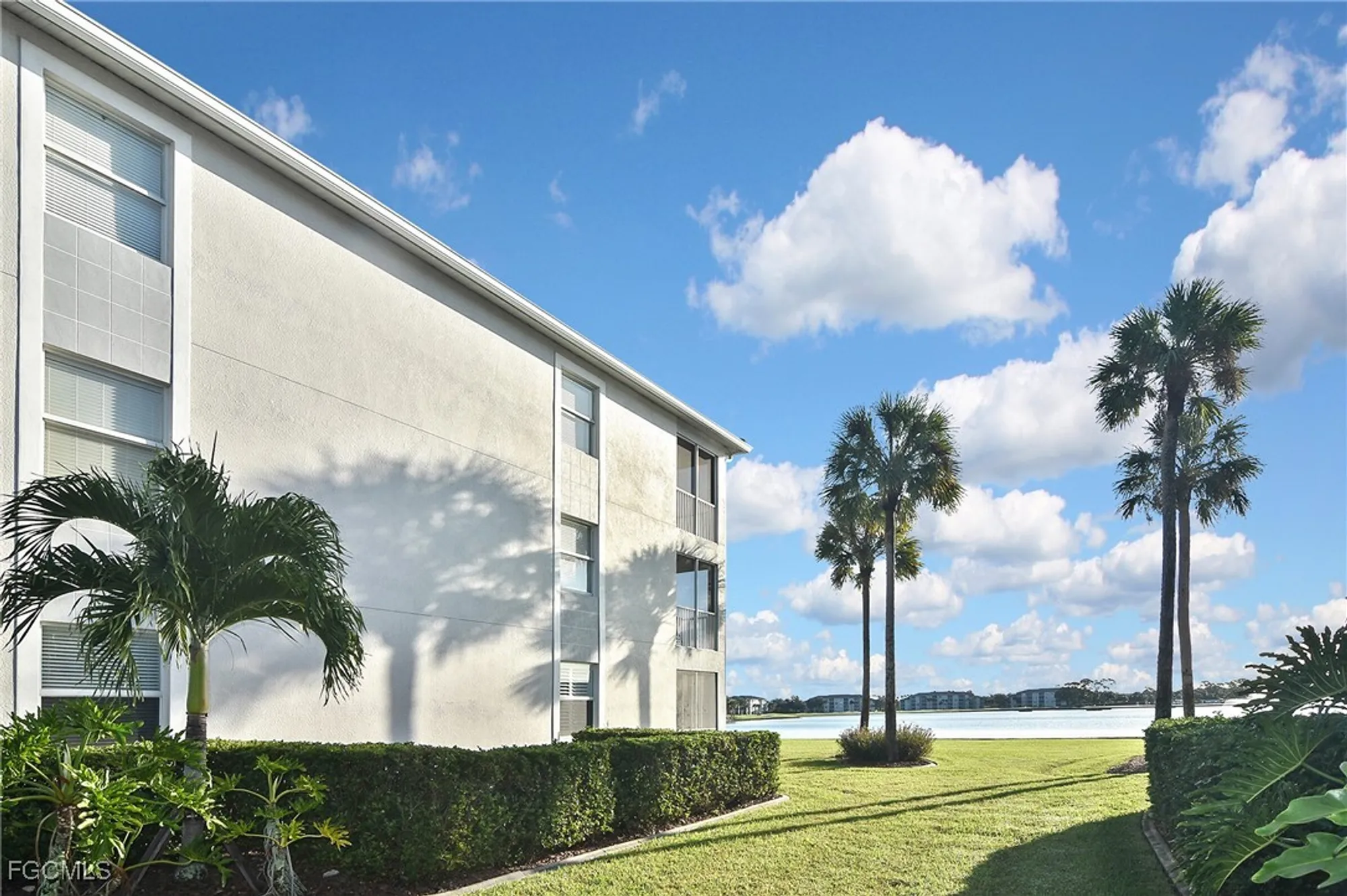 Property Slideshow image 34 of 49 | 10371 butterfly palm dr 828, Fort Myers, FL, 33966