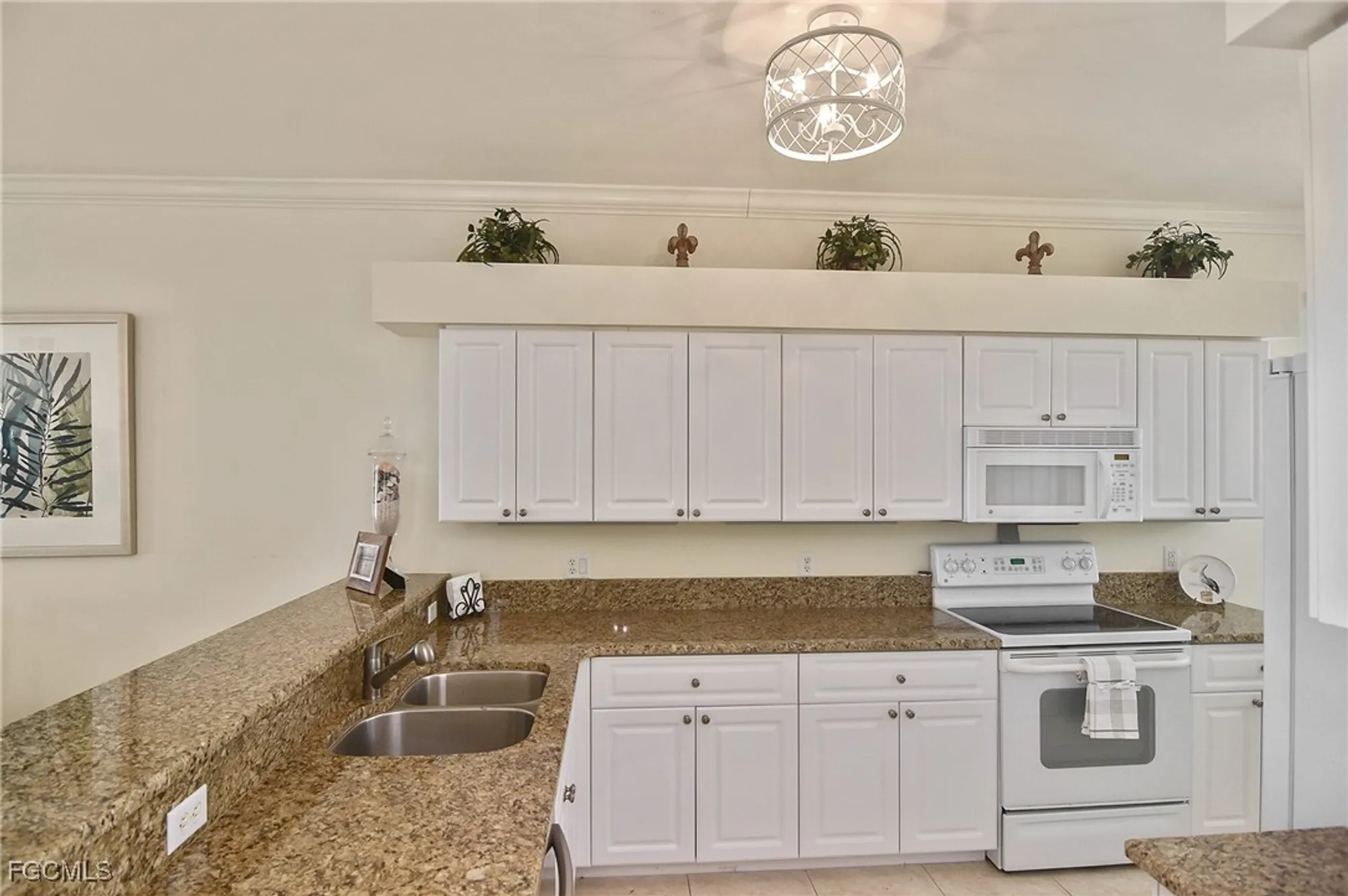 Property Slideshow image 9 of 49 | 10371 butterfly palm dr 828, Fort Myers, FL, 33966