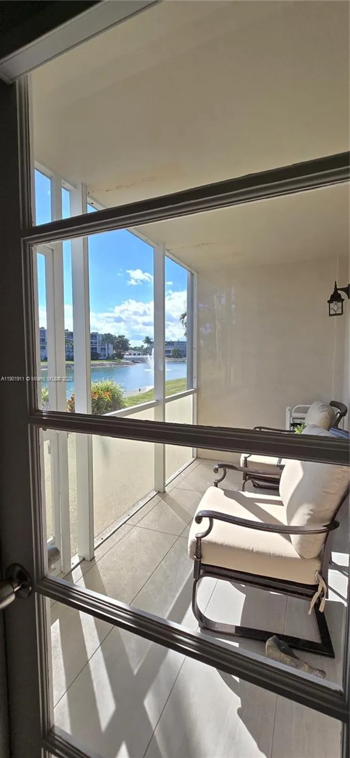 Property Slideshow image 14 of 25 | 2616 garden dr 106, Lake Worth, FL, 33461