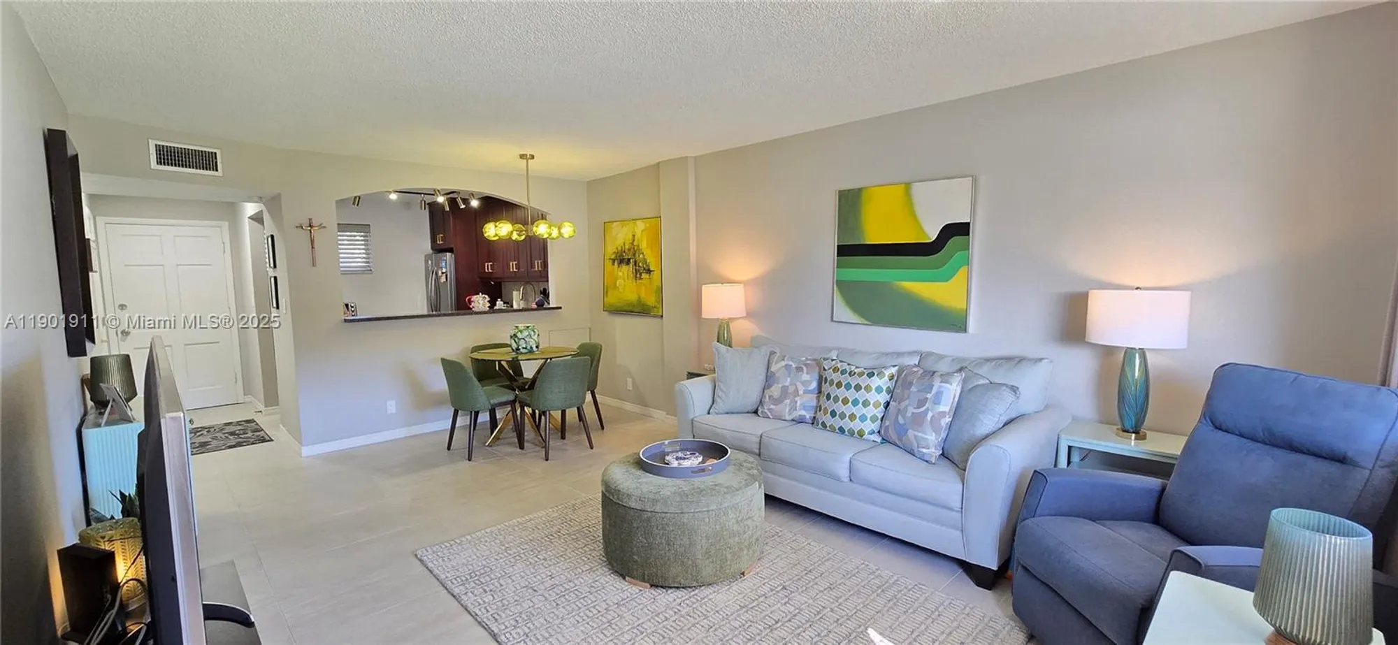 Property Slideshow image 12 of 25 | 2616 garden dr 106, Lake Worth, FL, 33461