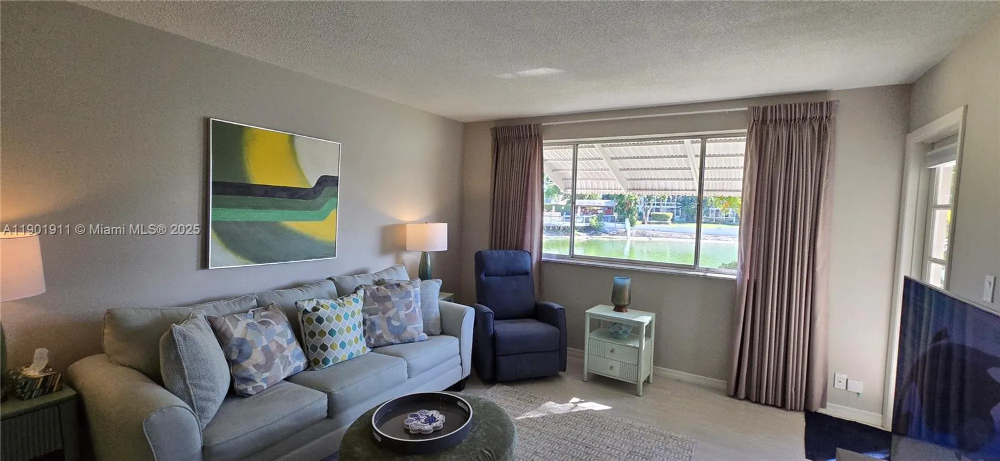 Property Slideshow image 8 of 25 | 2616 garden dr 106, Lake Worth, FL, 33461