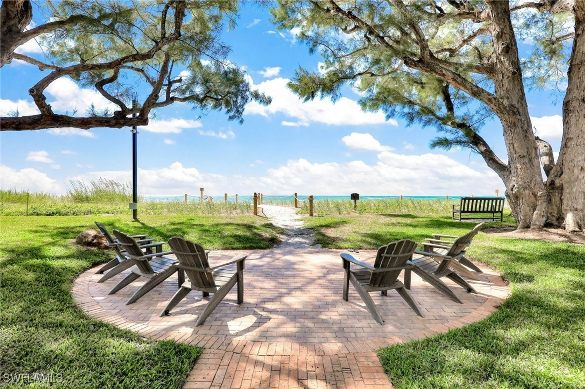 Property Slideshow image 6 of 31 | 2000 alamanda dr 104, Naples, FL, 34102