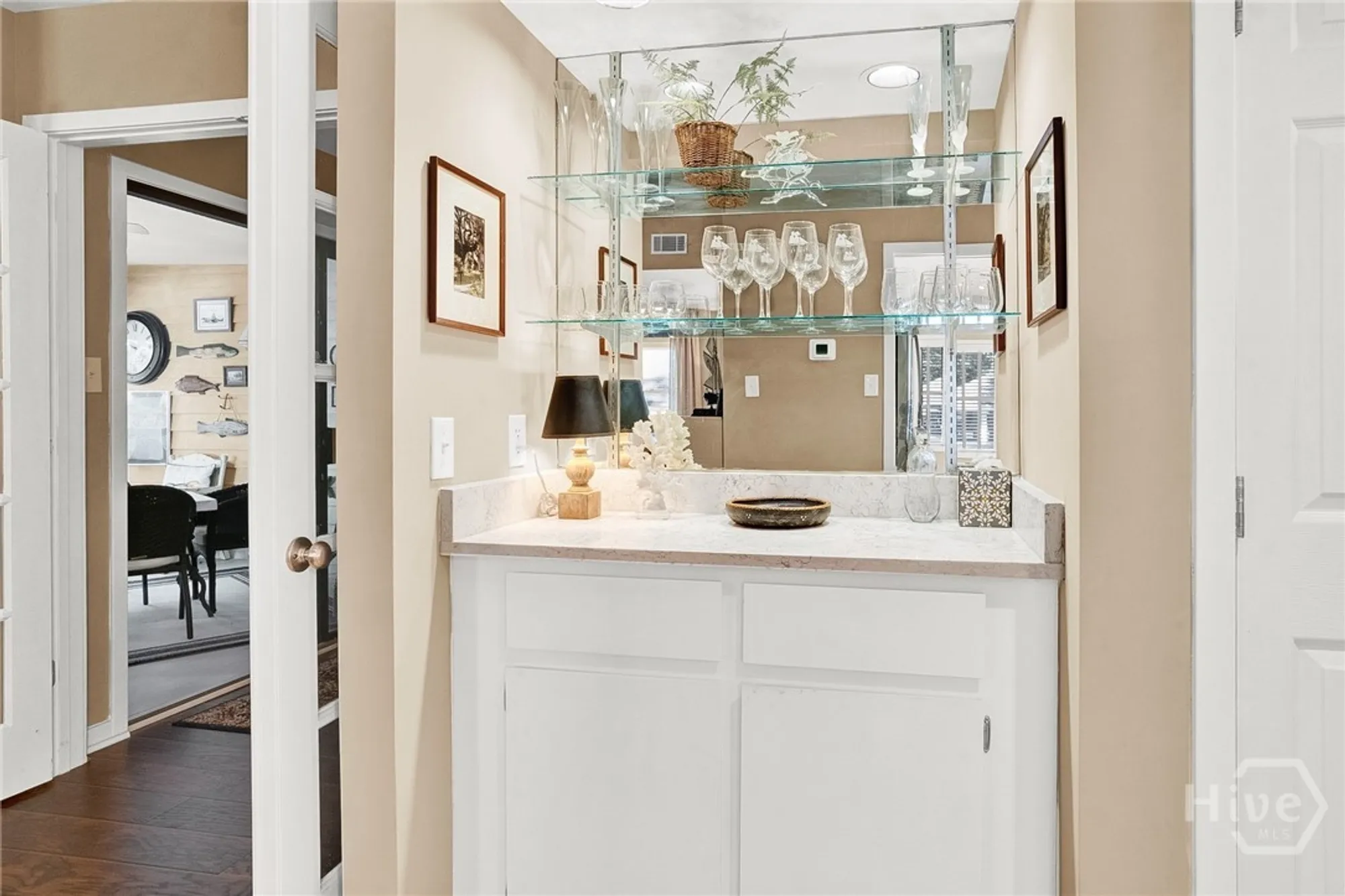 Property Slideshow image 11 of 31 | 5 franklin ct, Savannah, GA, 31411