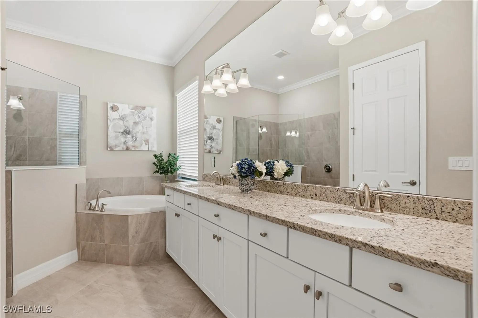 Property Slideshow image 29 of 50 | 28043 foxrock ct, Bonita Springs, FL, 34135