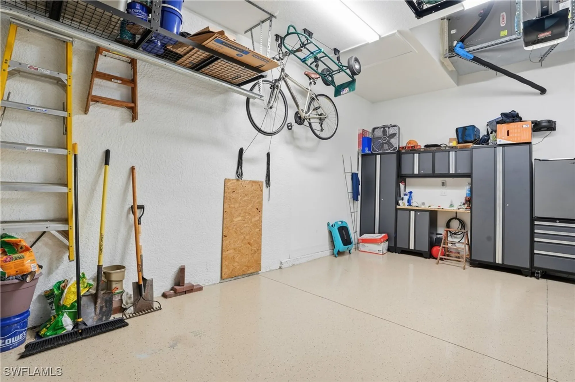 Property Slideshow image 36 of 50 | 28043 foxrock ct, Bonita Springs, FL, 34135