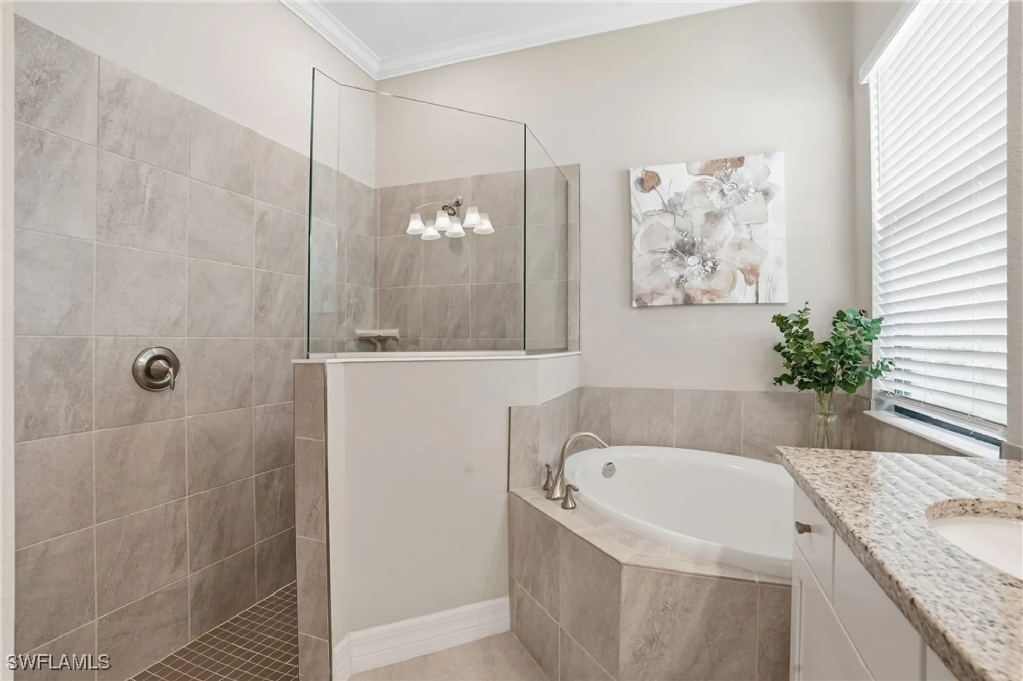 Property Slideshow image 30 of 50 | 28043 foxrock ct, Bonita Springs, FL, 34135