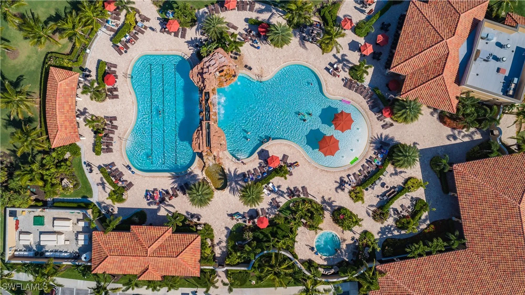 Property Slideshow image 47 of 50 | 28043 foxrock ct, Bonita Springs, FL, 34135
