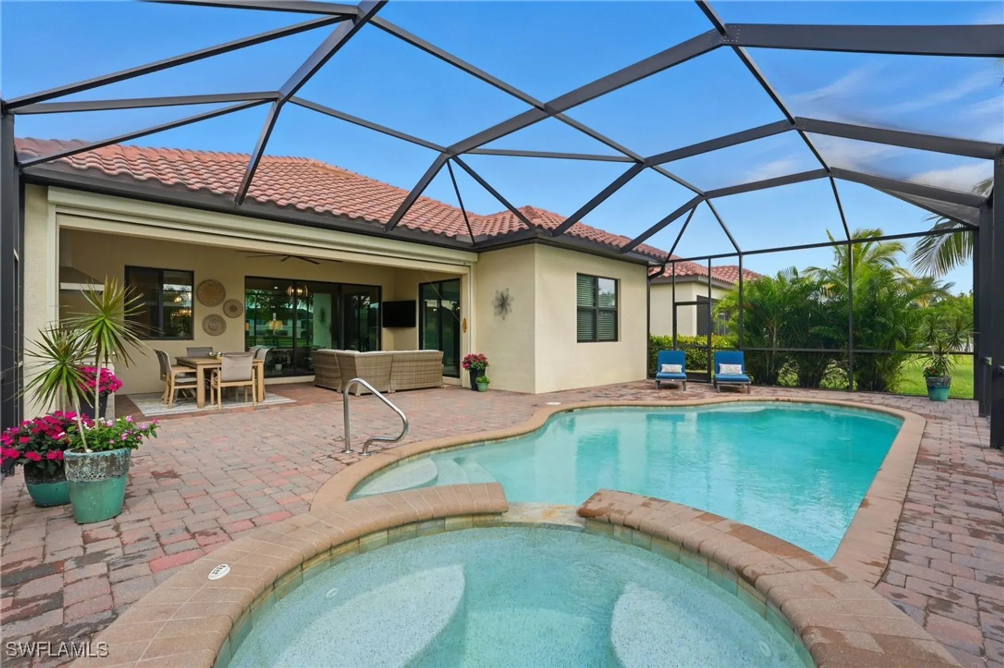 Property Slideshow image 43 of 50 | 28043 foxrock ct, Bonita Springs, FL, 34135