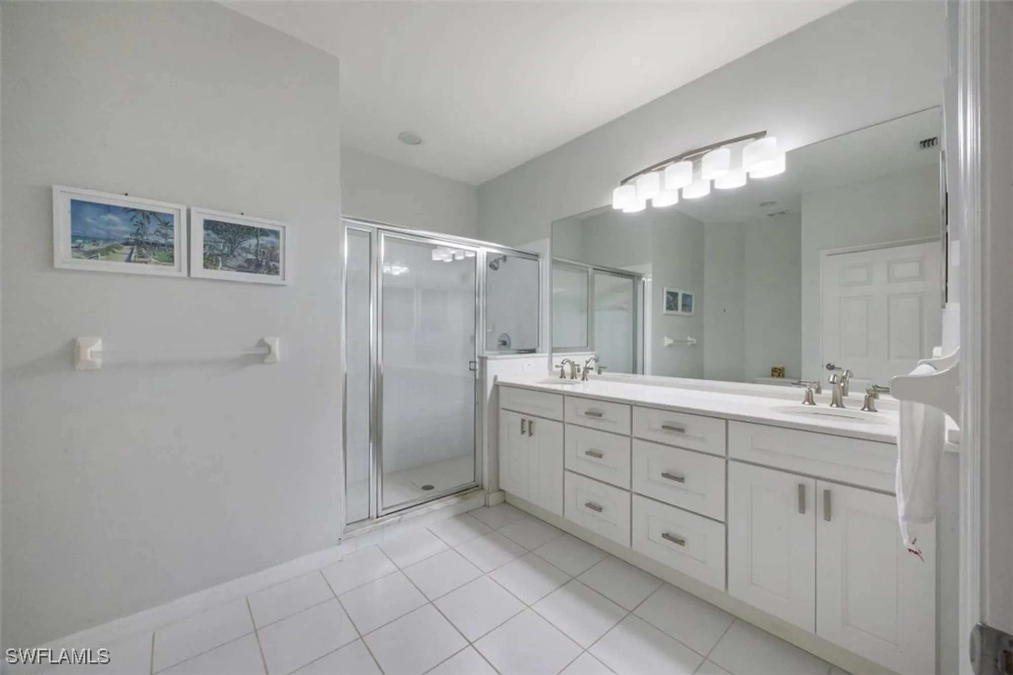 Property Slideshow image 15 of 34 | 200 vintage cir # d304, Naples, FL, 34119