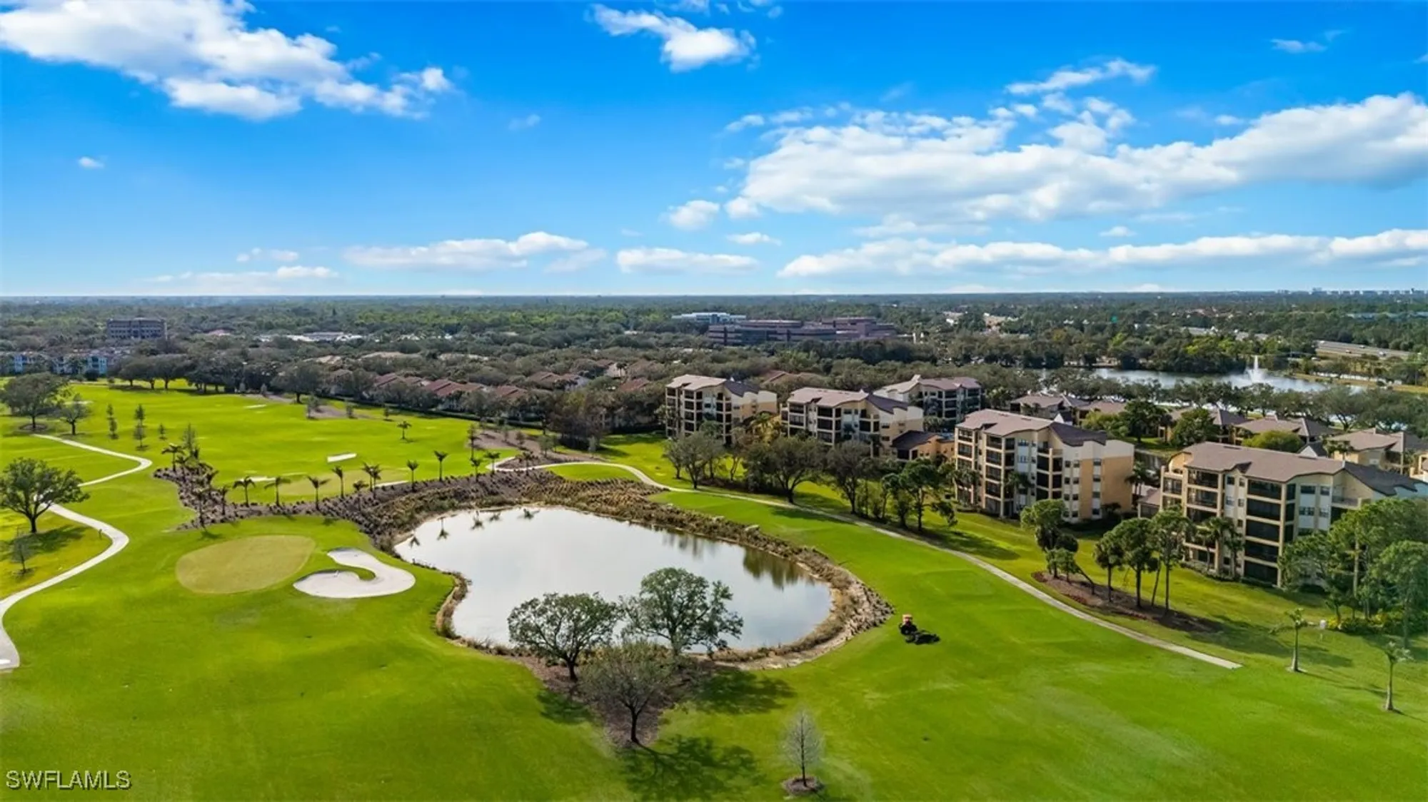 Property Slideshow image 25 of 34 | 200 vintage cir # d304, Naples, FL, 34119