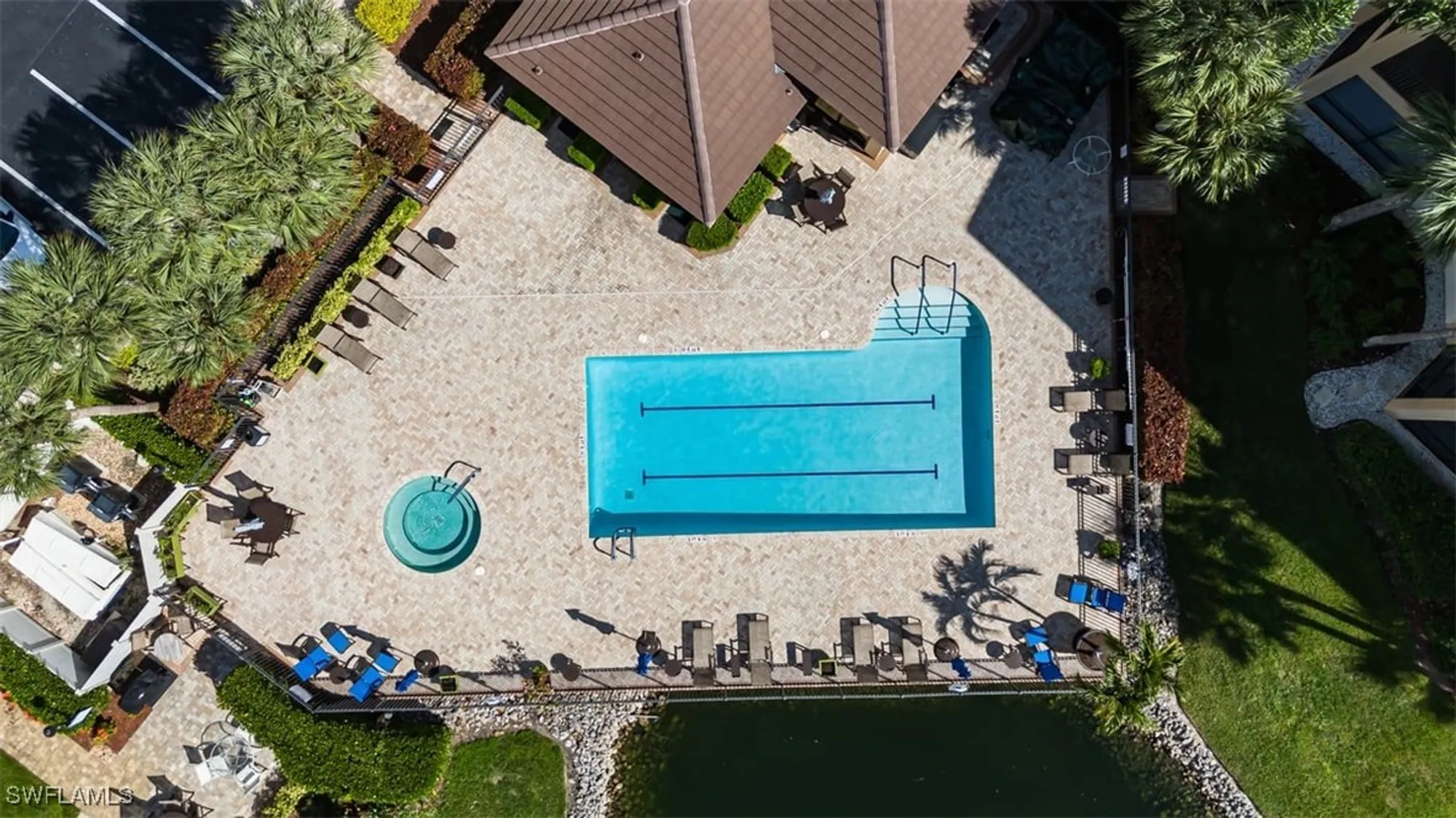 Property Slideshow image 29 of 34 | 200 vintage cir # d304, Naples, FL, 34119