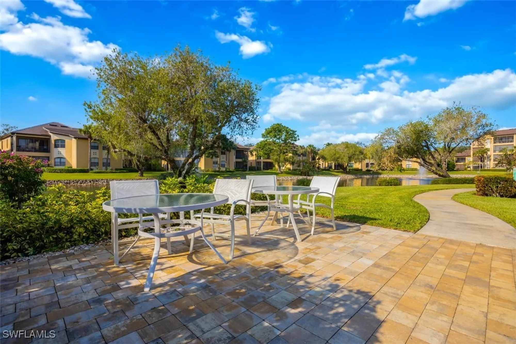 Property Slideshow image 31 of 34 | 200 vintage cir # d304, Naples, FL, 34119