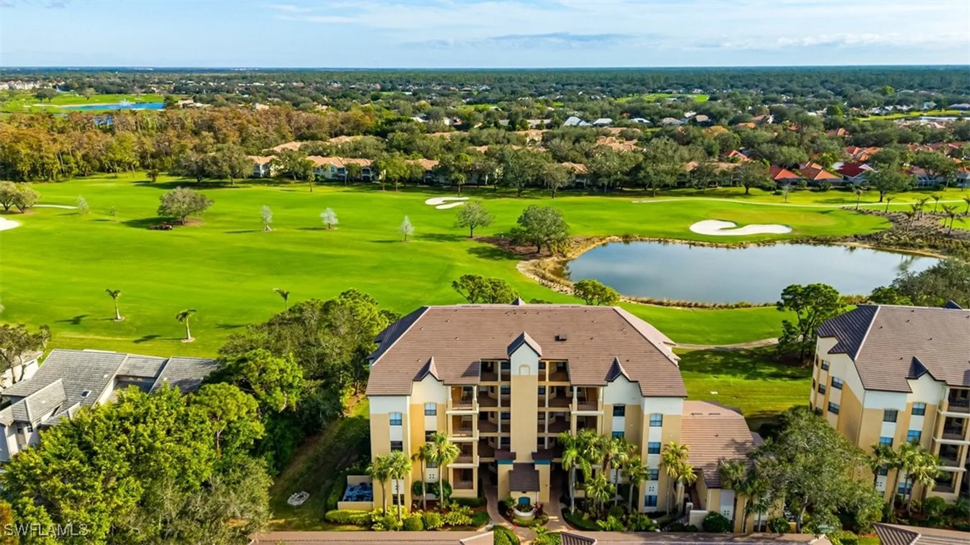 Property Slideshow image 32 of 34 | 200 vintage cir # d304, Naples, FL, 34119