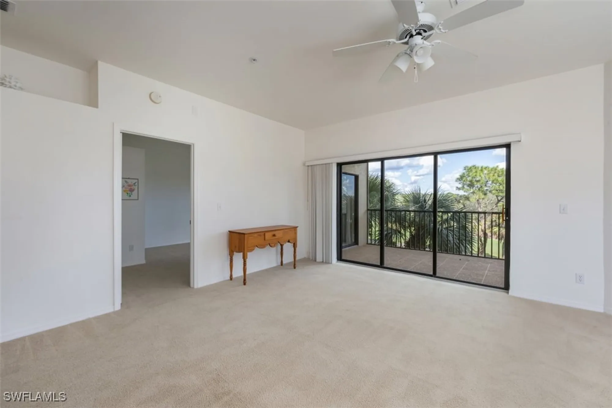 Property Slideshow image 5 of 34 | 200 vintage cir # d304, Naples, FL, 34119