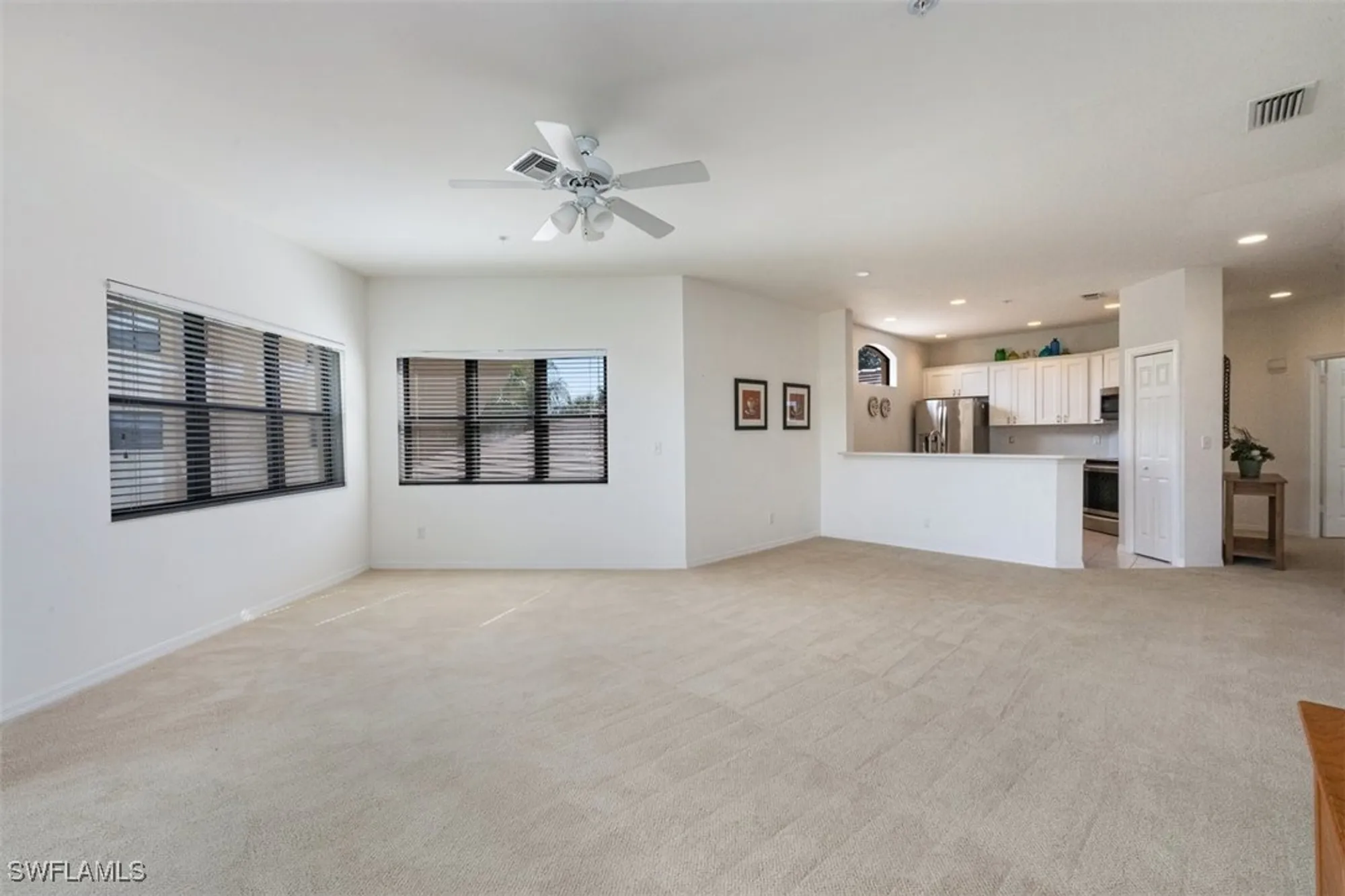 Property Slideshow image 8 of 34 | 200 vintage cir # d304, Naples, FL, 34119