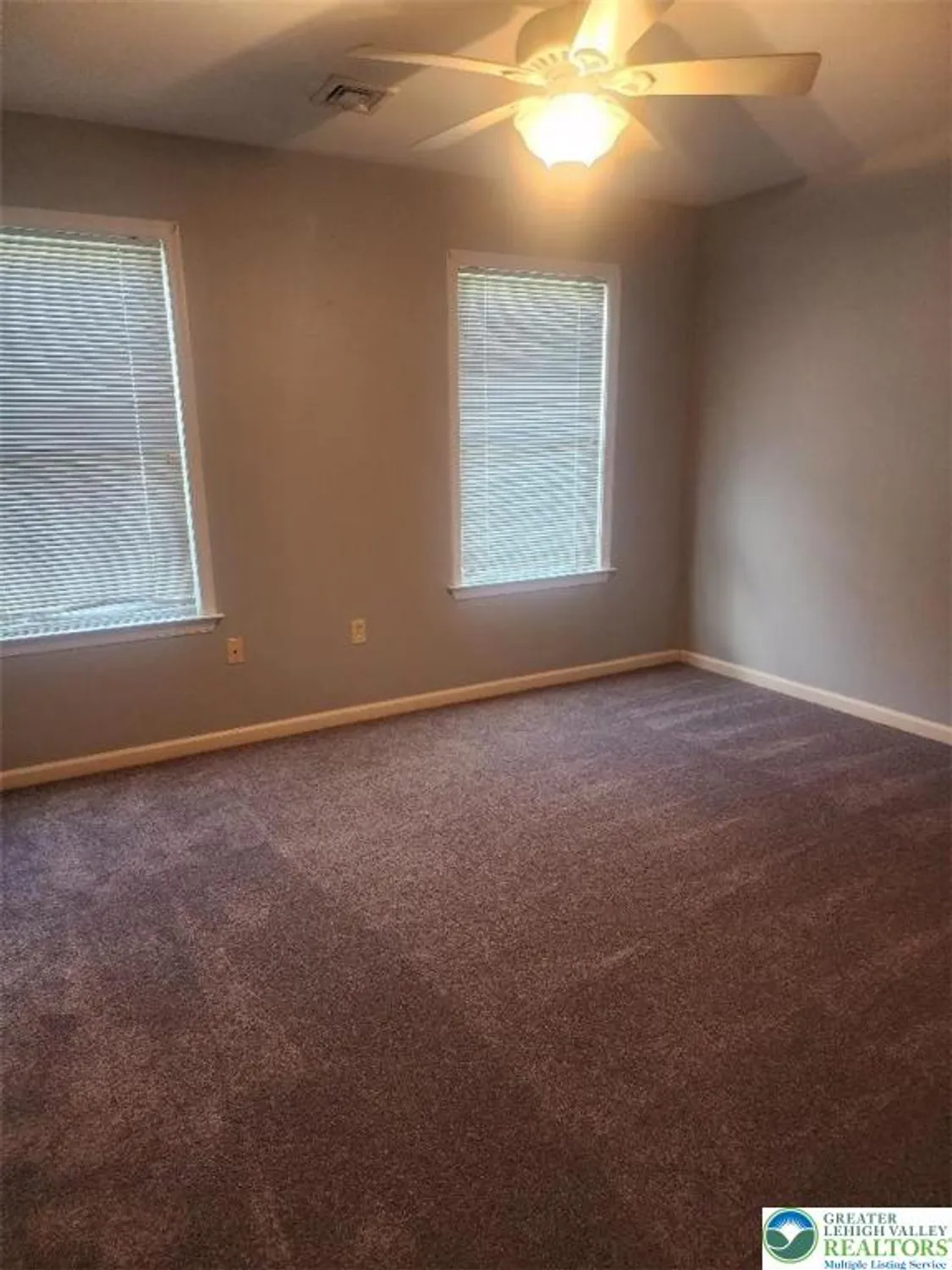 Property Slideshow image 4 of 12 | 1325 silo dr, Forks Twp, PA, 18040