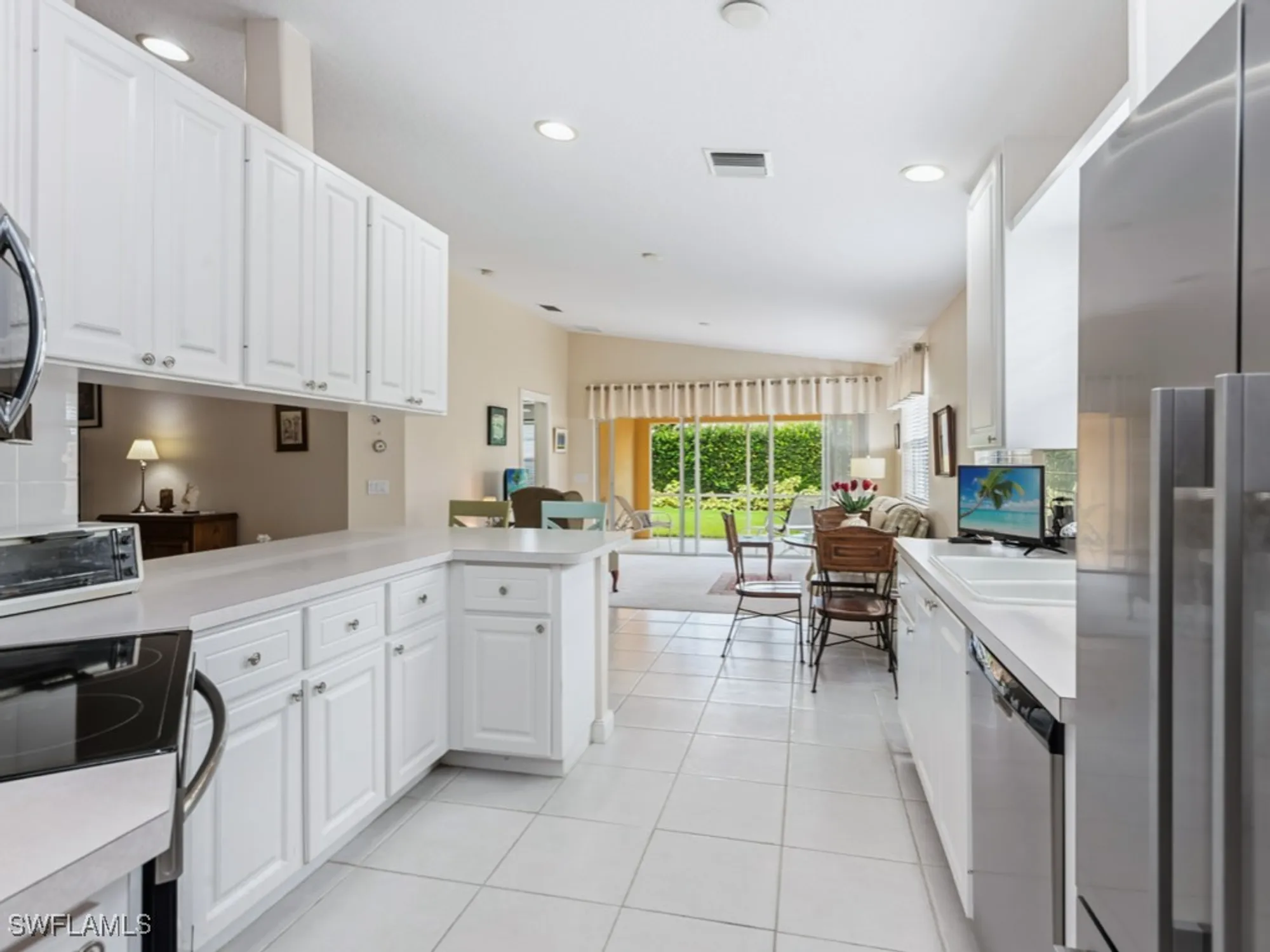 Property Slideshow image 11 of 32 | 7520 firenze ln, Naples, FL, 34114