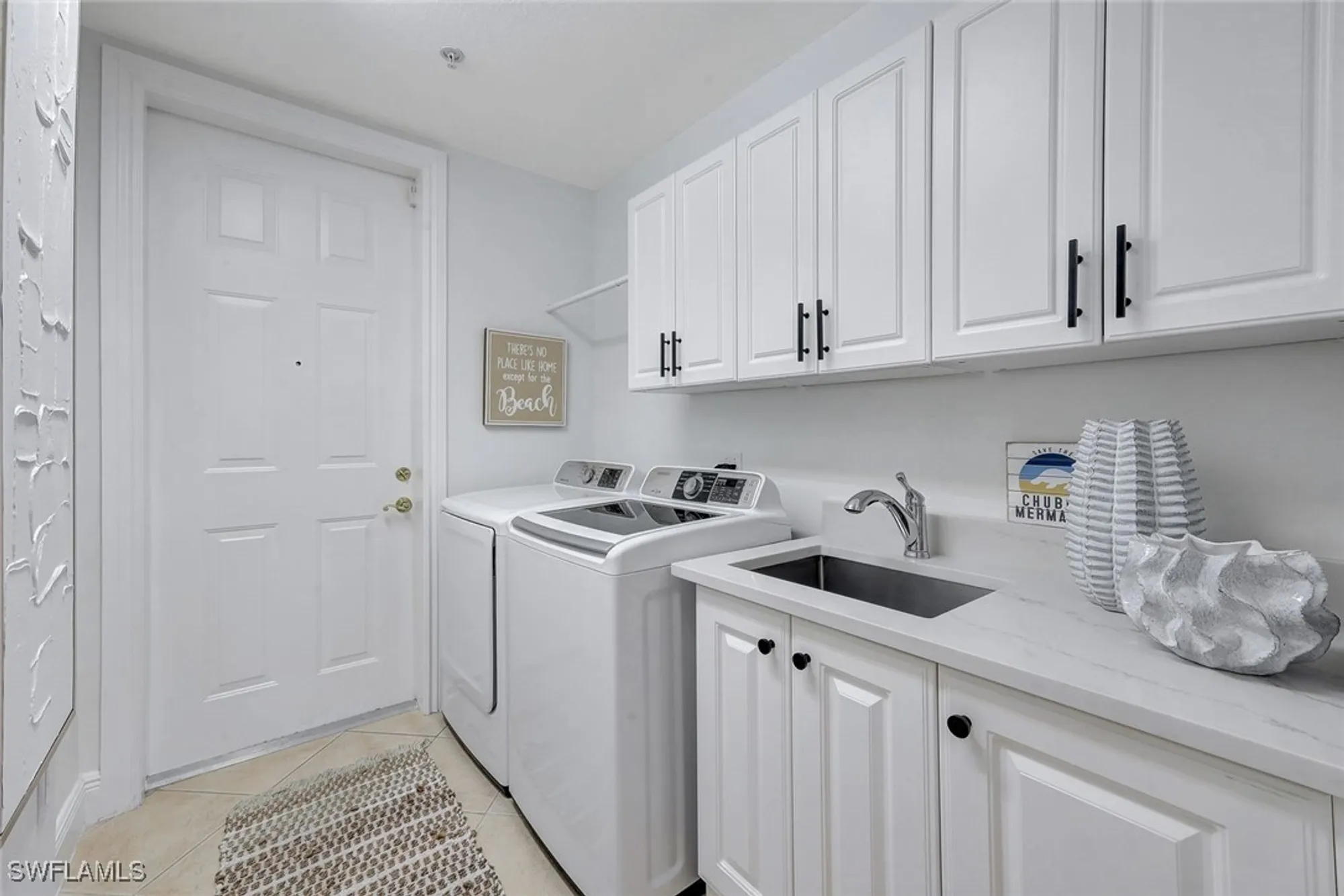 Property Slideshow image 27 of 39 | 3695 montreux ln 101, Naples, FL, 34114