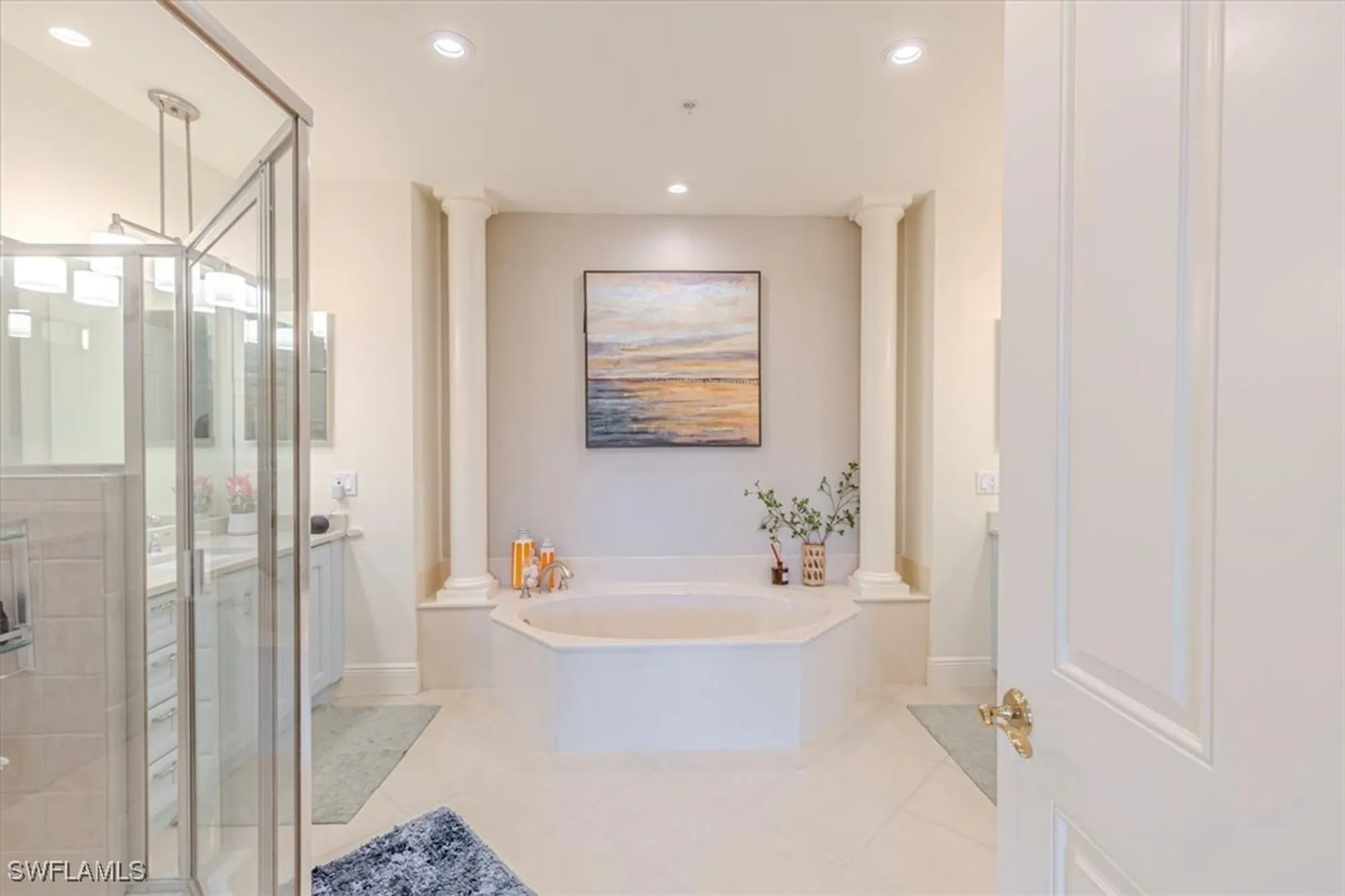 Property Slideshow image 12 of 33 | 9242 tesoro ln # 1, Naples, FL, 34114