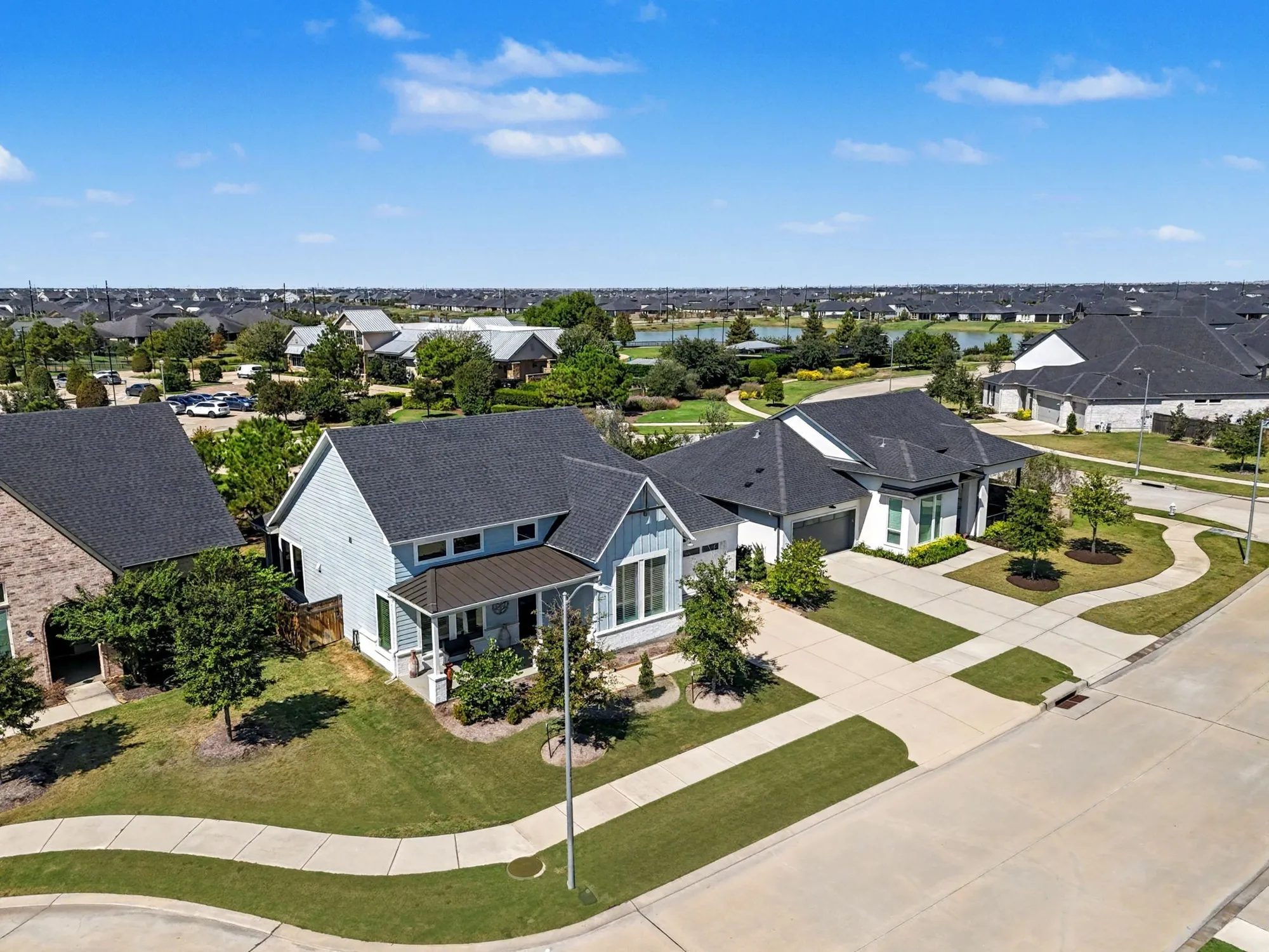 Property Slideshow image 35 of 41 | 29011 harbor springs ct, Fulshear, TX, 77441