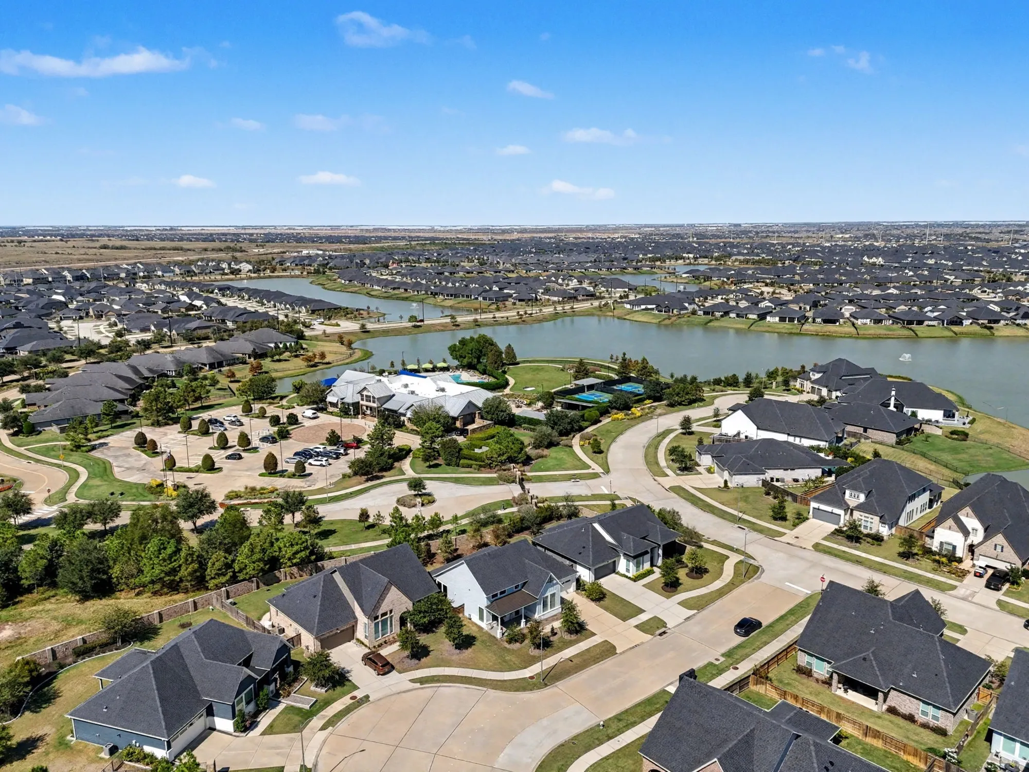 Property Slideshow image 38 of 41 | 29011 harbor springs ct, Fulshear, TX, 77441