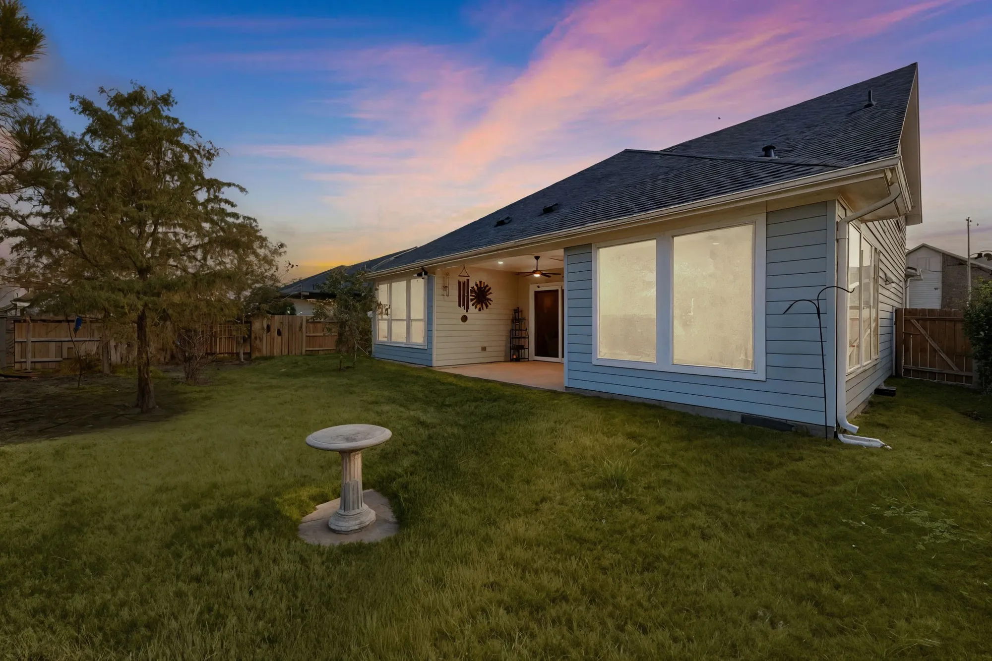 Property Slideshow image 5 of 41 | 29011 harbor springs ct, Fulshear, TX, 77441
