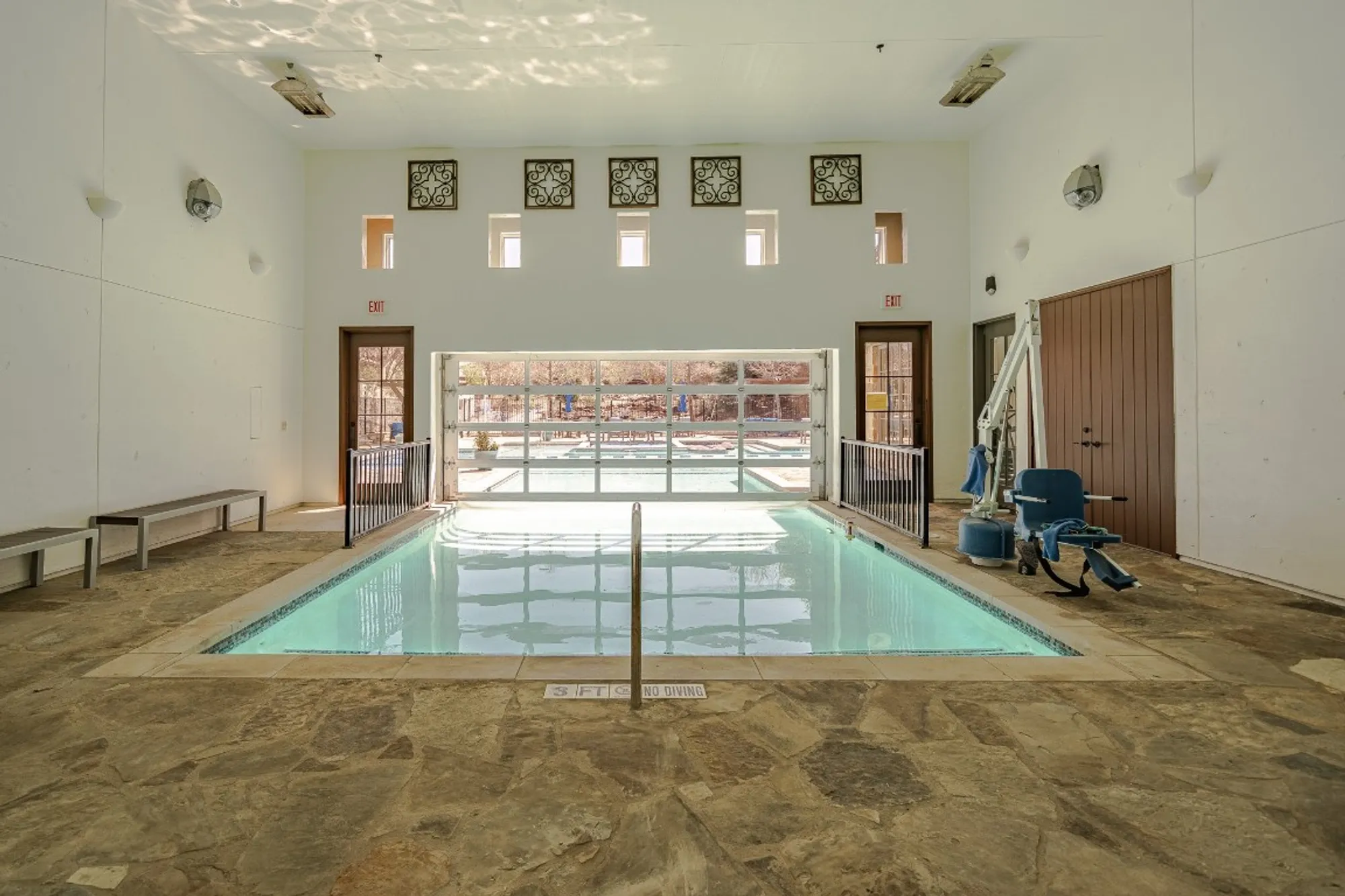 Property Slideshow image 30 of 35 | 108 rivalto cir 5, Lakeway, TX, 78734