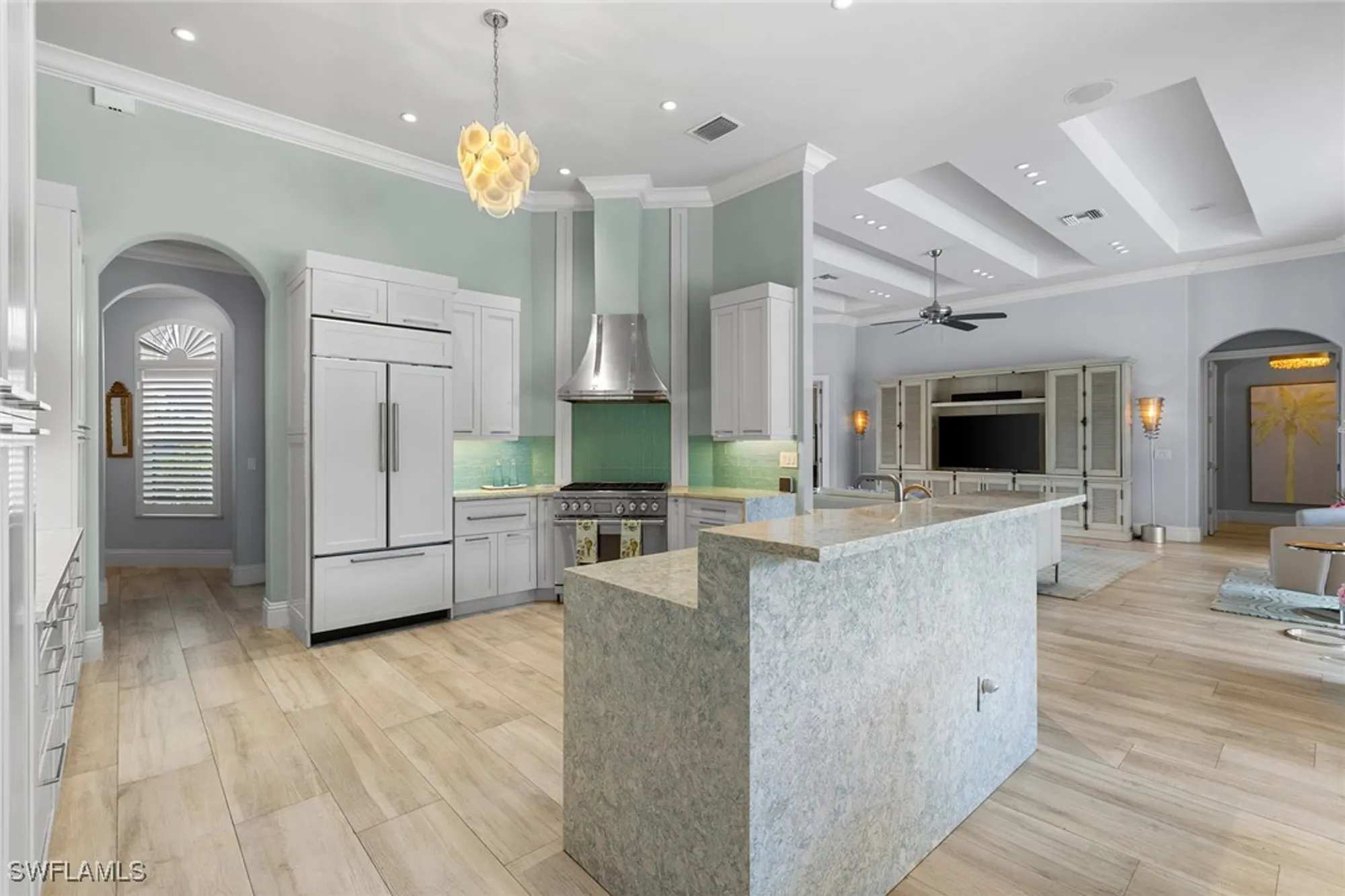 Property Slideshow image 14 of 48 | 7627 palmer ct, Naples, FL, 34113