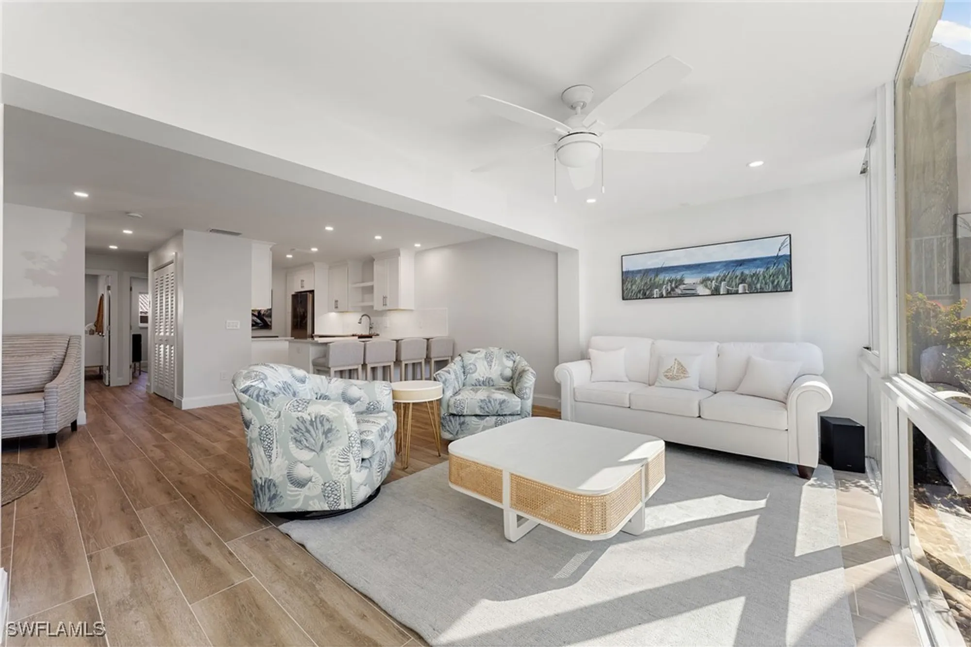 Property Slideshow image 18 of 37 | 2100 gulf shore blvd 107, Naples, FL, 34102