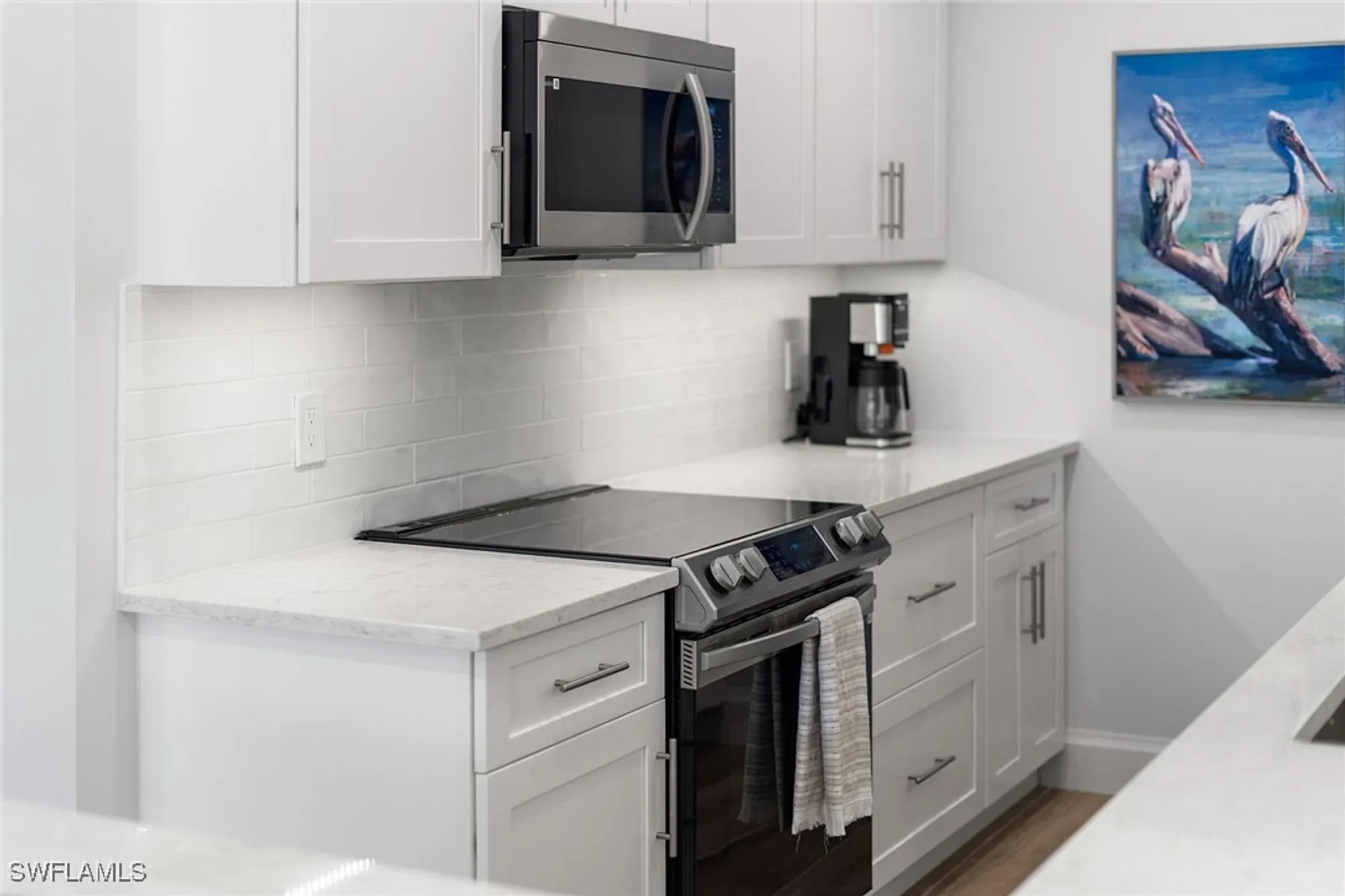 Property Slideshow image 35 of 37 | 2100 gulf shore blvd 107, Naples, FL, 34102